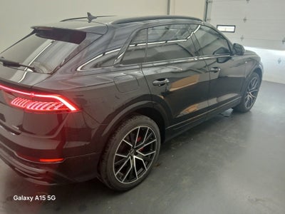 2021 Audi Q8 Premium Plus