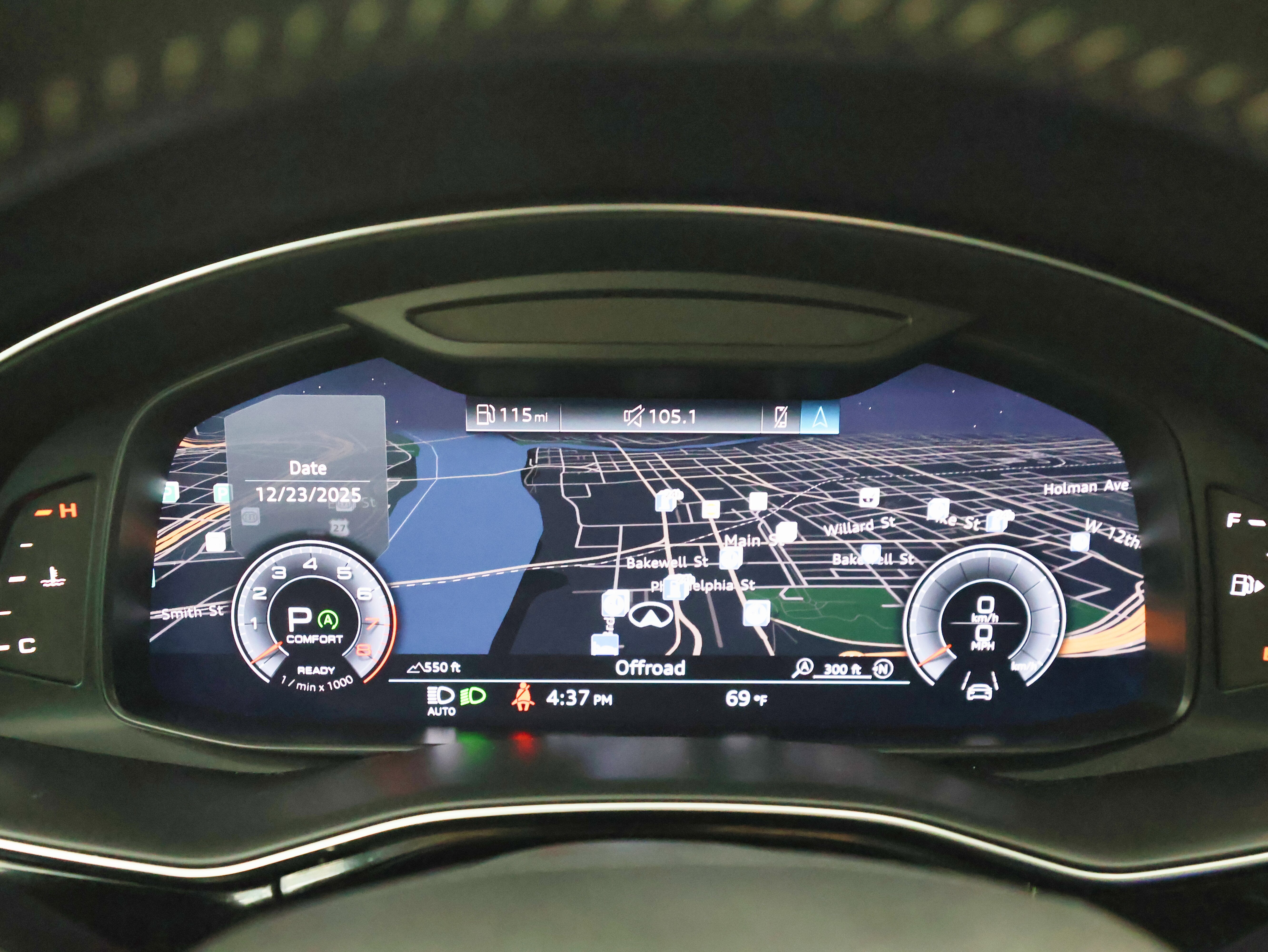 2019 Audi Q8 Premium Plus