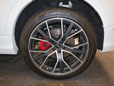 2019 Audi Q8 Premium Plus