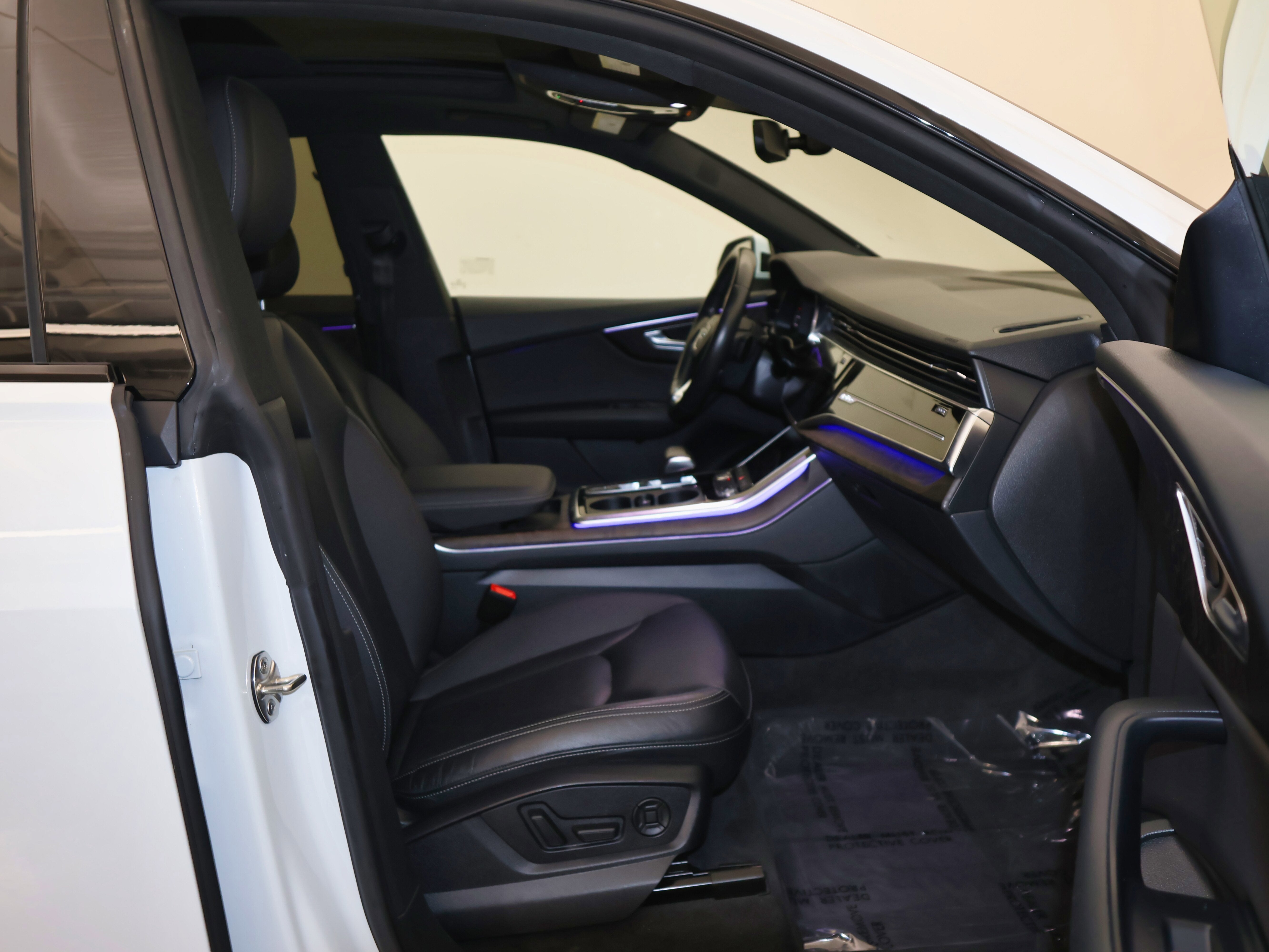 2019 Audi Q8 Premium Plus