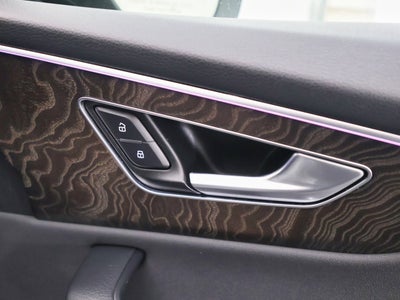 2019 Audi Q8 Premium Plus
