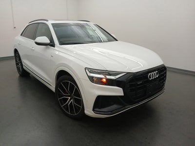 2020 Audi Q8 Premium Plus