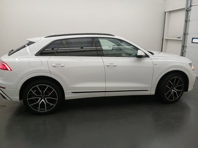 2020 Audi Q8 Premium Plus