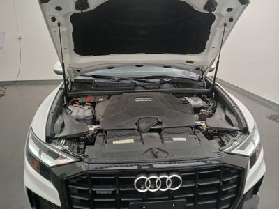 2020 Audi Q8 Premium Plus