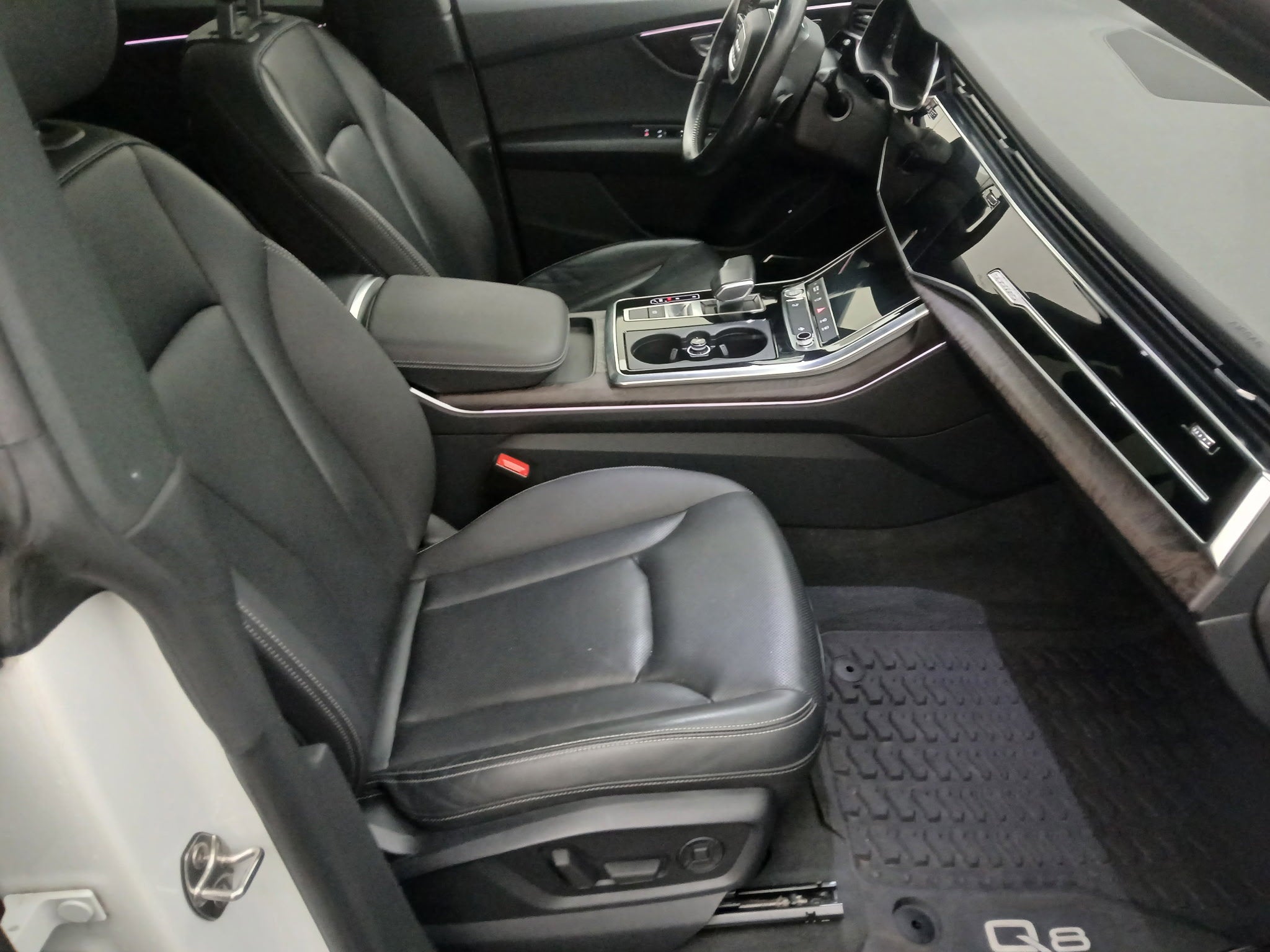 2020 Audi Q8 Premium Plus