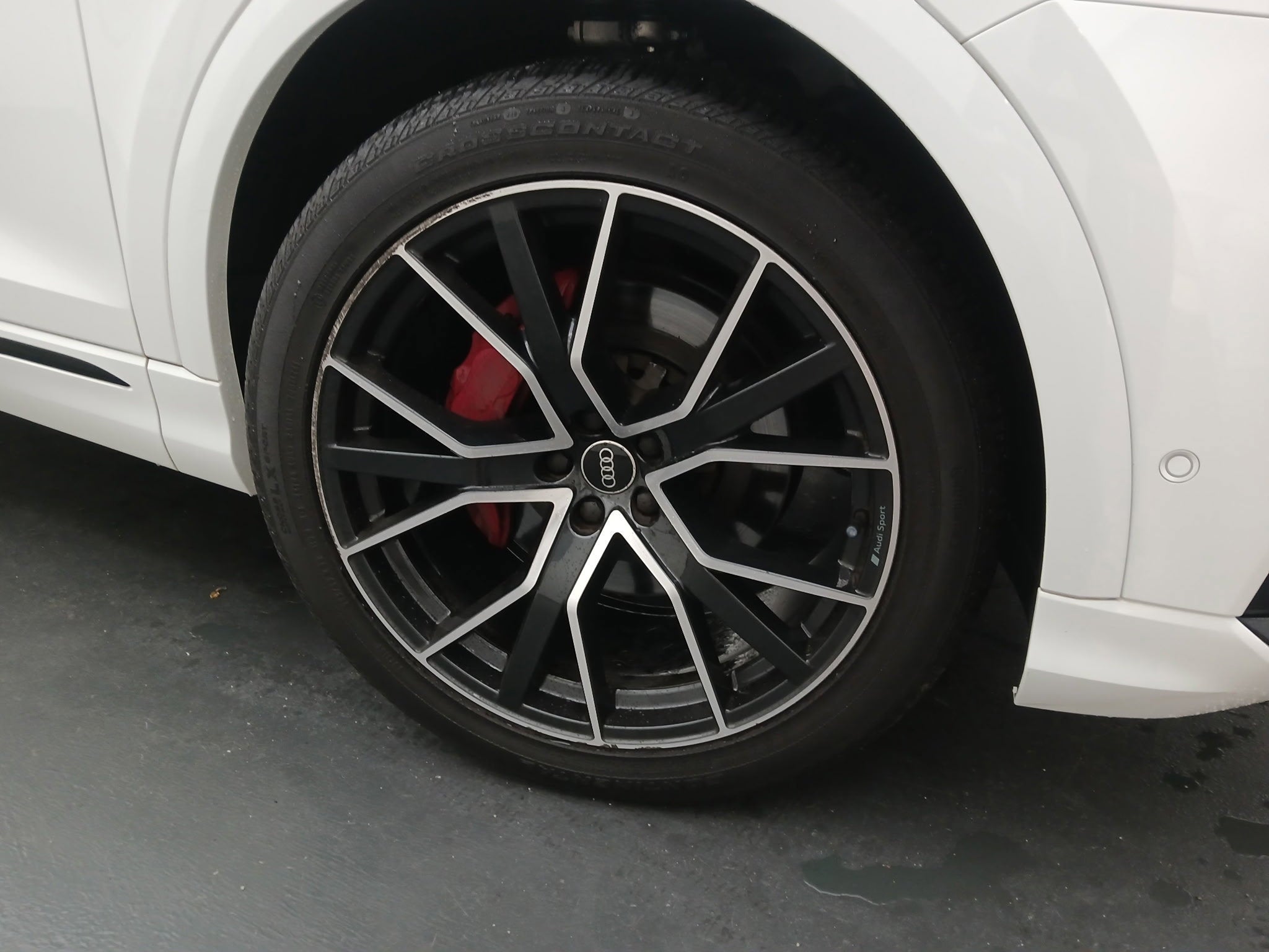 2020 Audi Q8 Premium Plus