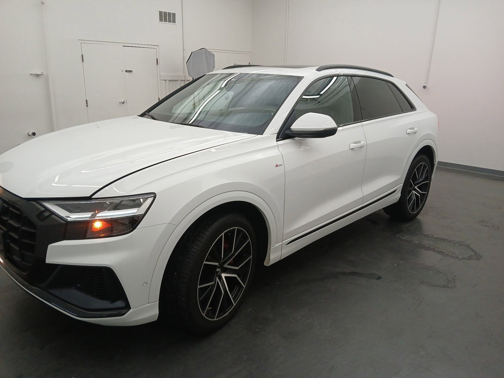 2020 Audi Q8 Premium Plus