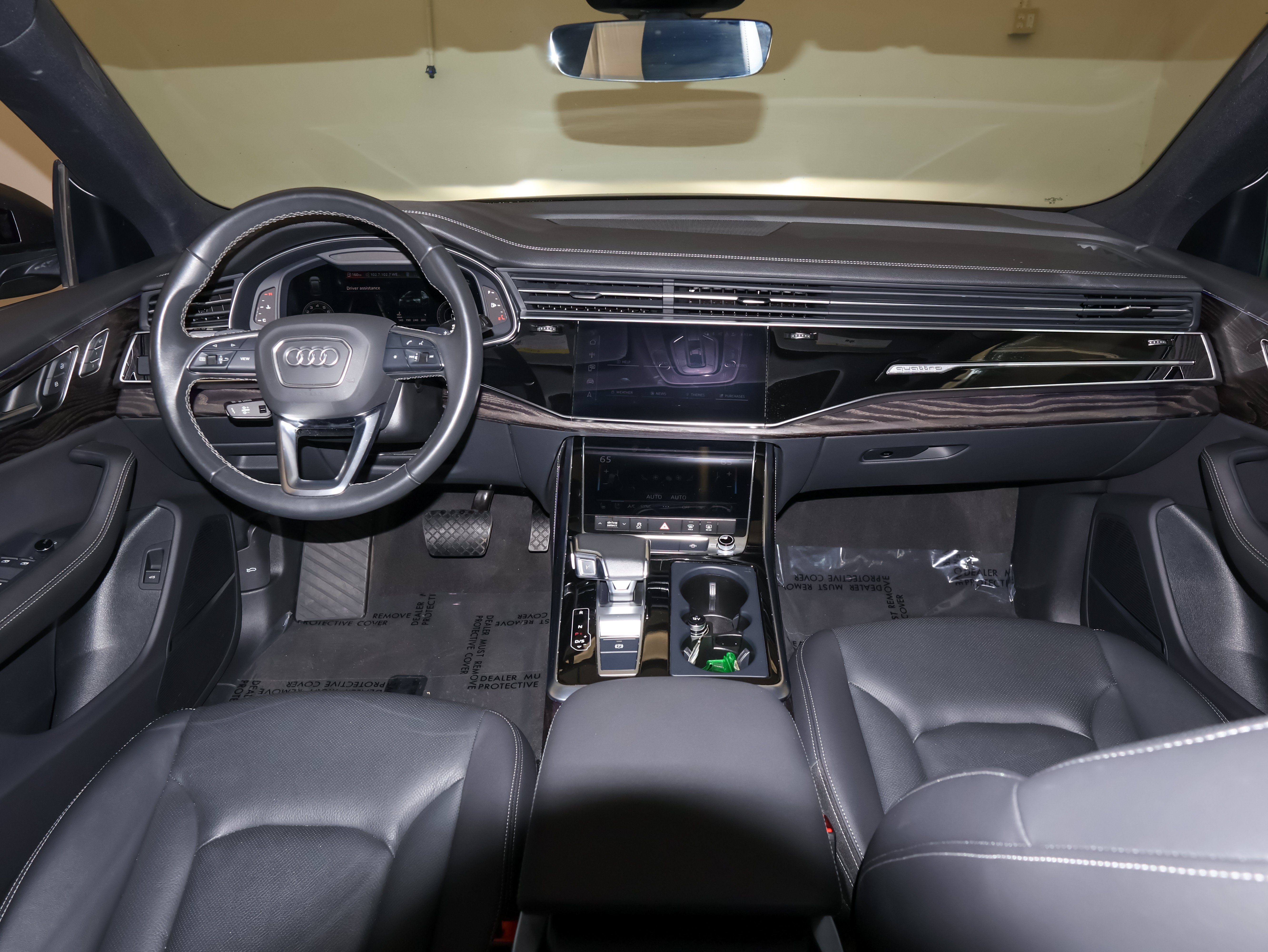 2023 Audi Q8 Premium Plus