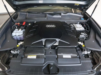 2023 Audi Q8 Premium Plus