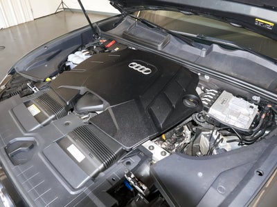 2023 Audi Q8 Premium Plus