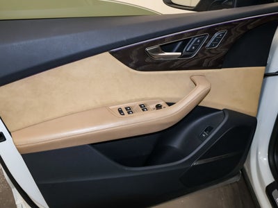 2019 Audi Q8 Prestige