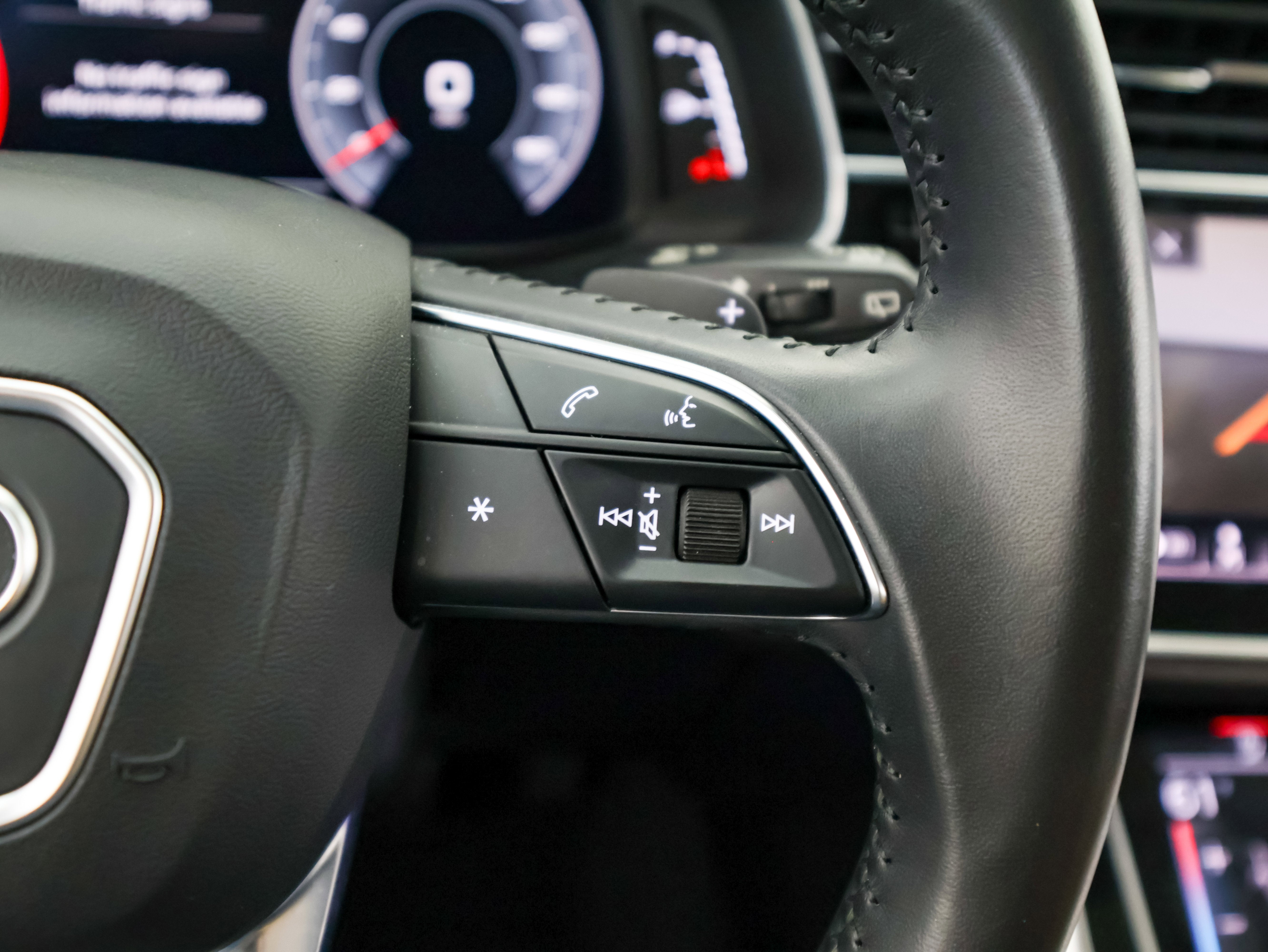 2019 Audi Q8 Prestige