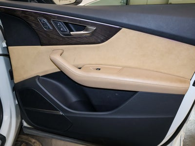 2019 Audi Q8 Prestige