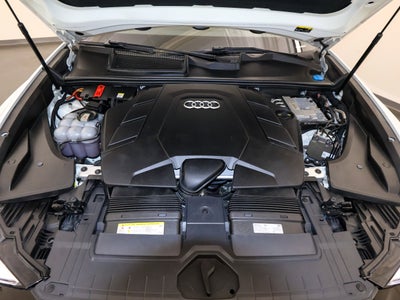 2019 Audi Q8 Prestige