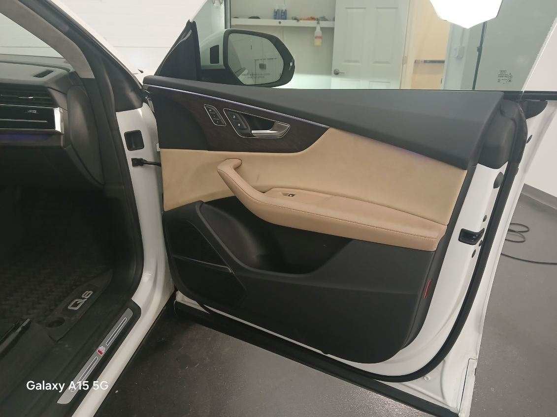 2019 Audi Q8 Prestige