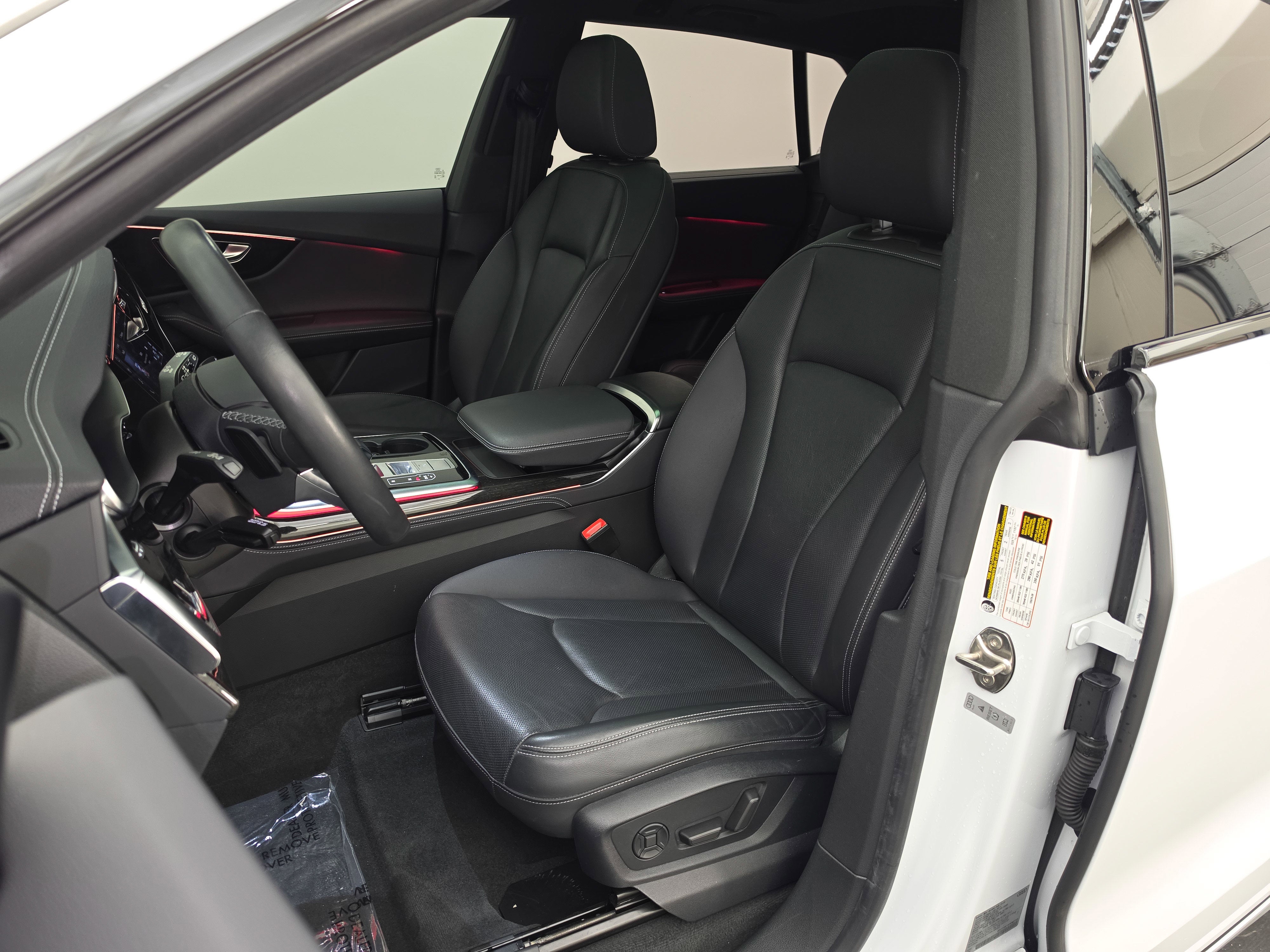 2023 Audi Q8 Prestige