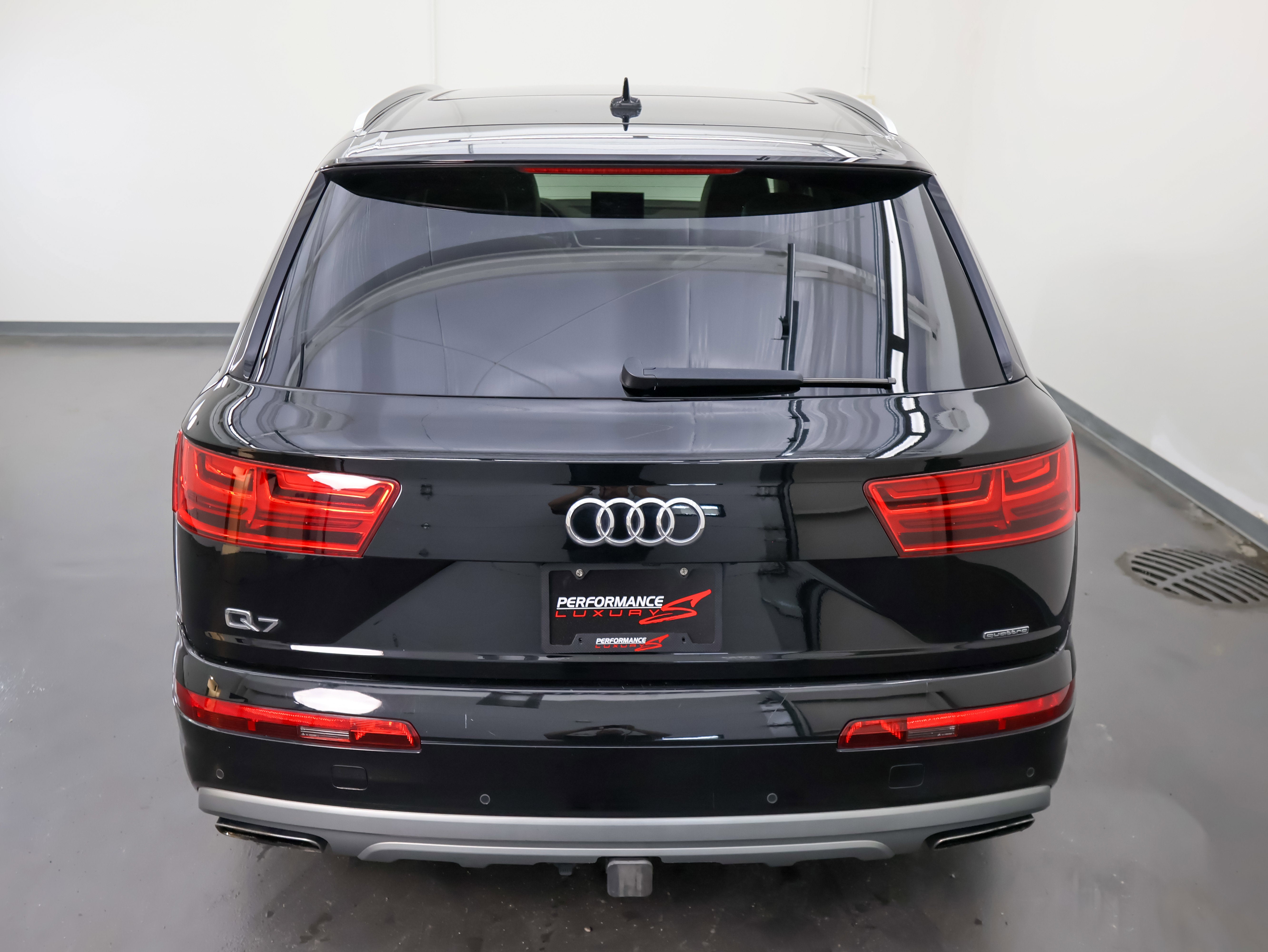2017 Audi Q7 Premium Plus