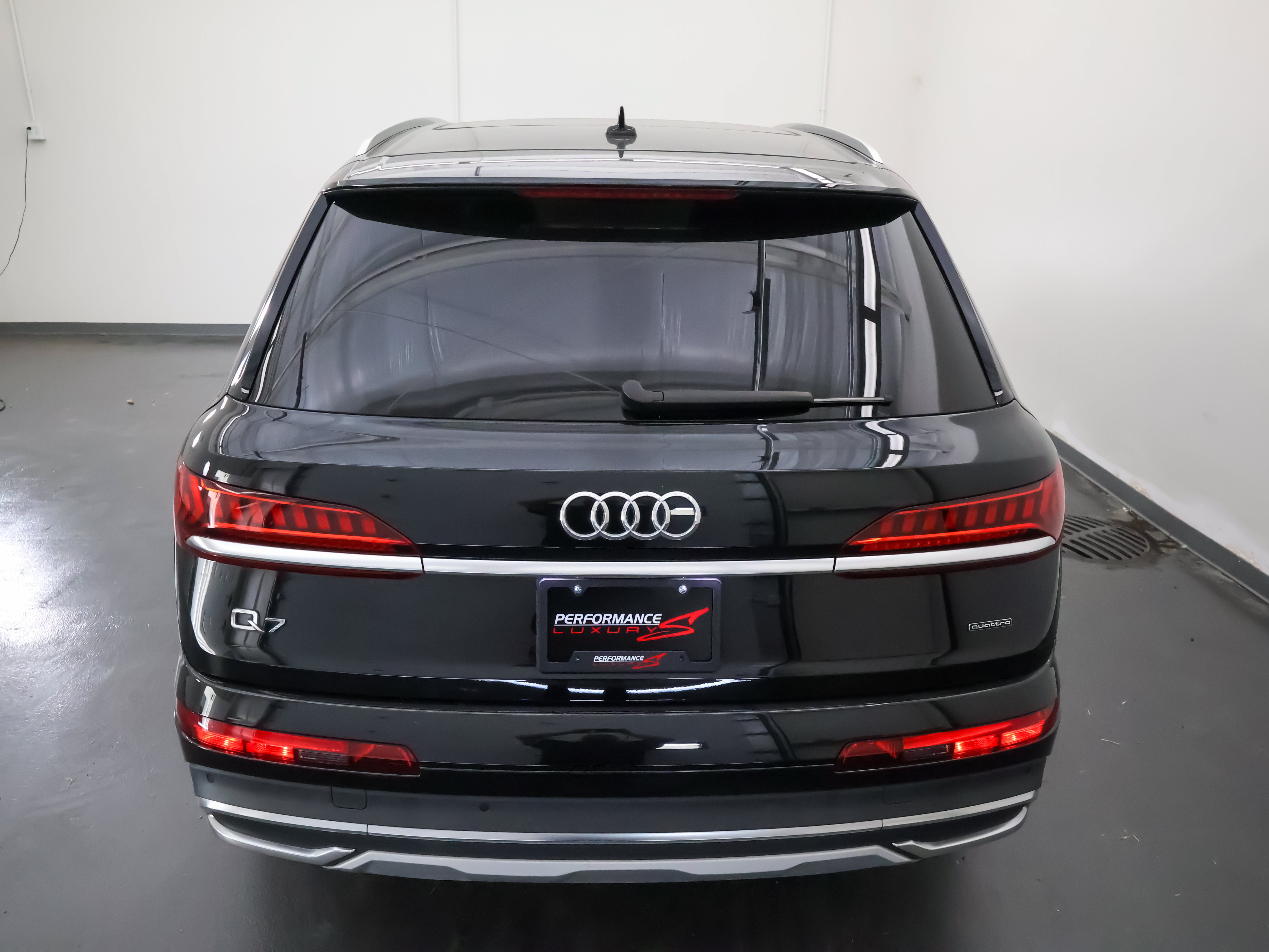 2023 Audi Q7 Premium Plus