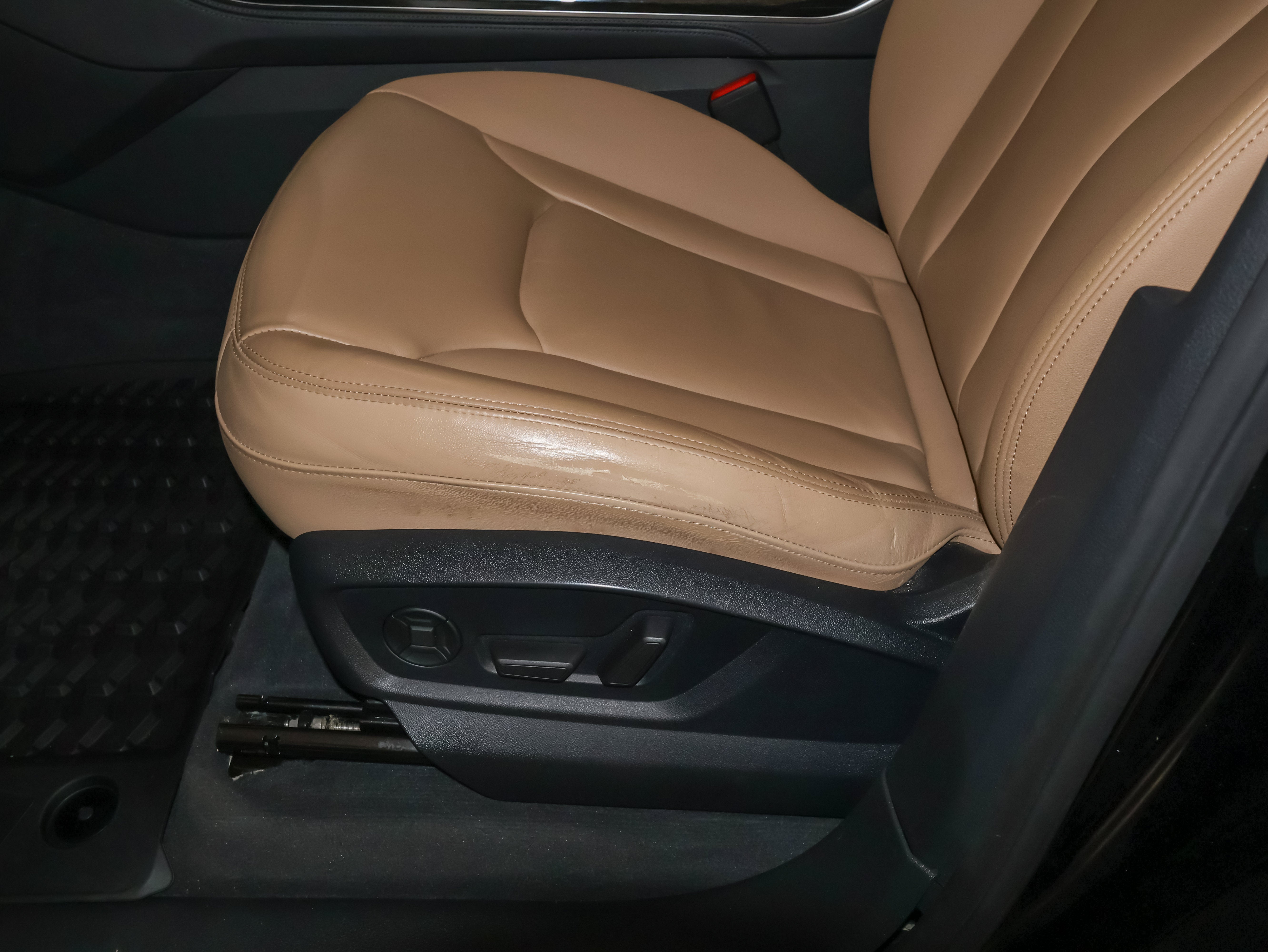 2023 Audi Q7 Premium Plus