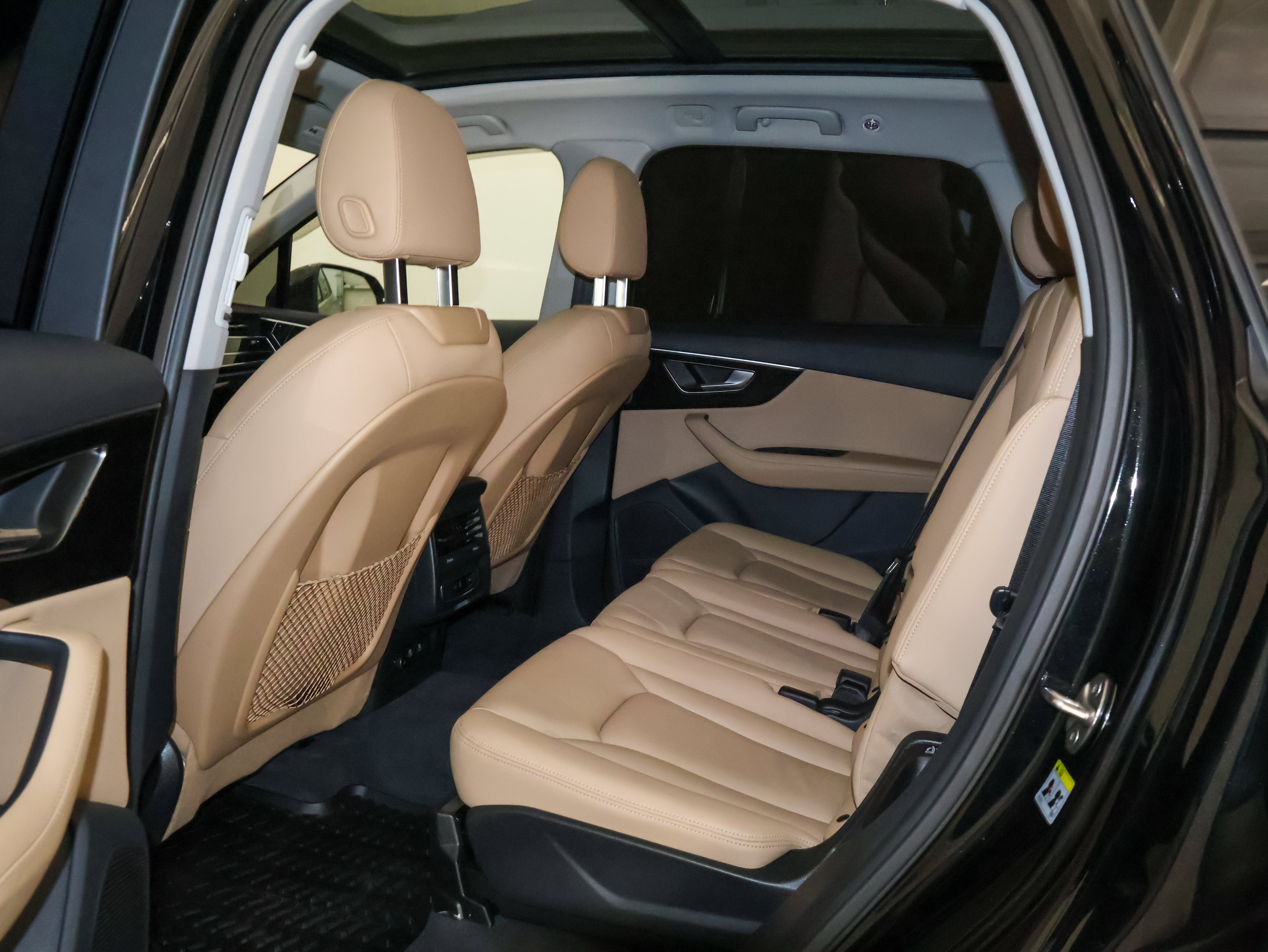2023 Audi Q7 Premium Plus