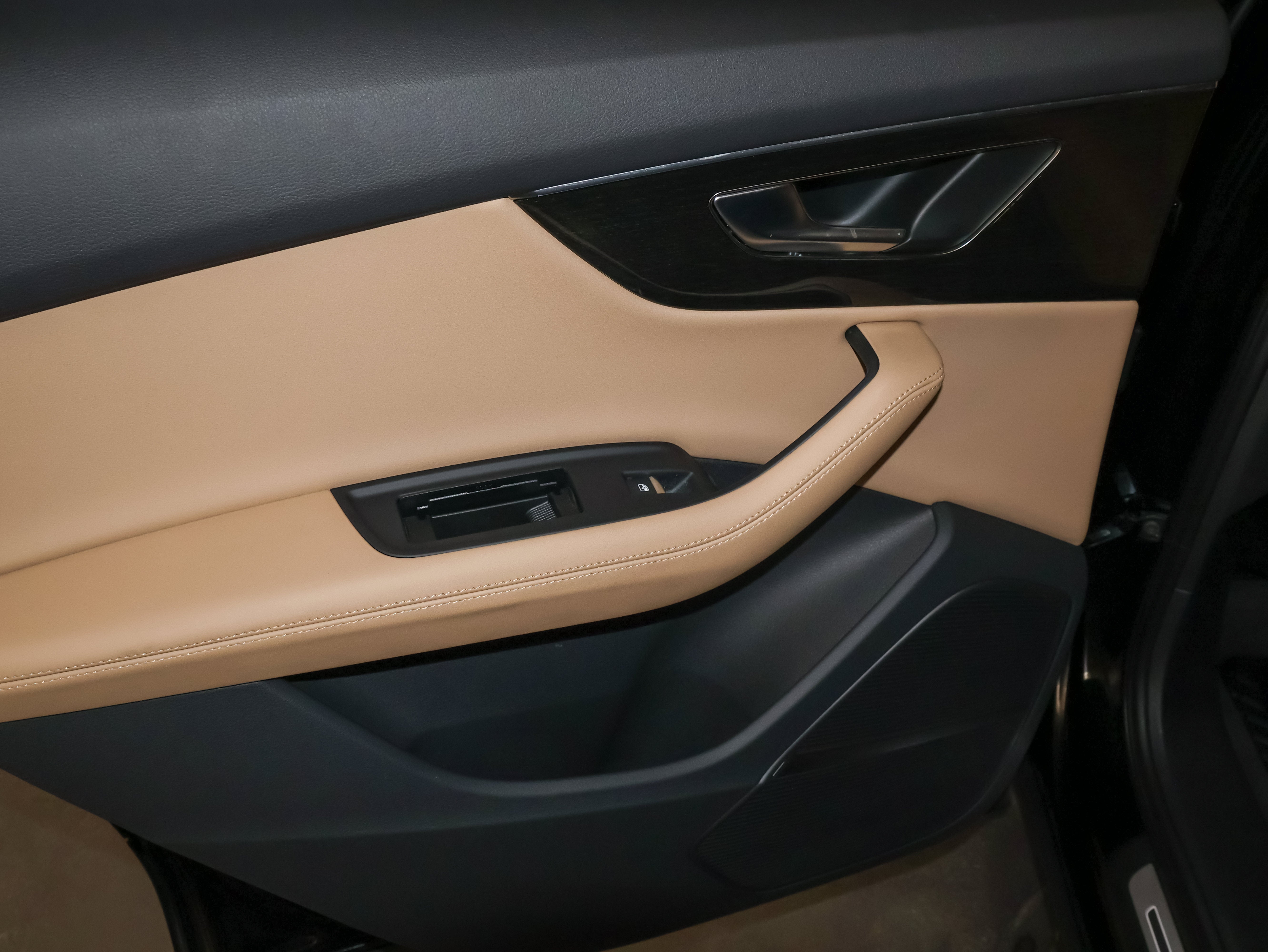 2023 Audi Q7 Premium Plus