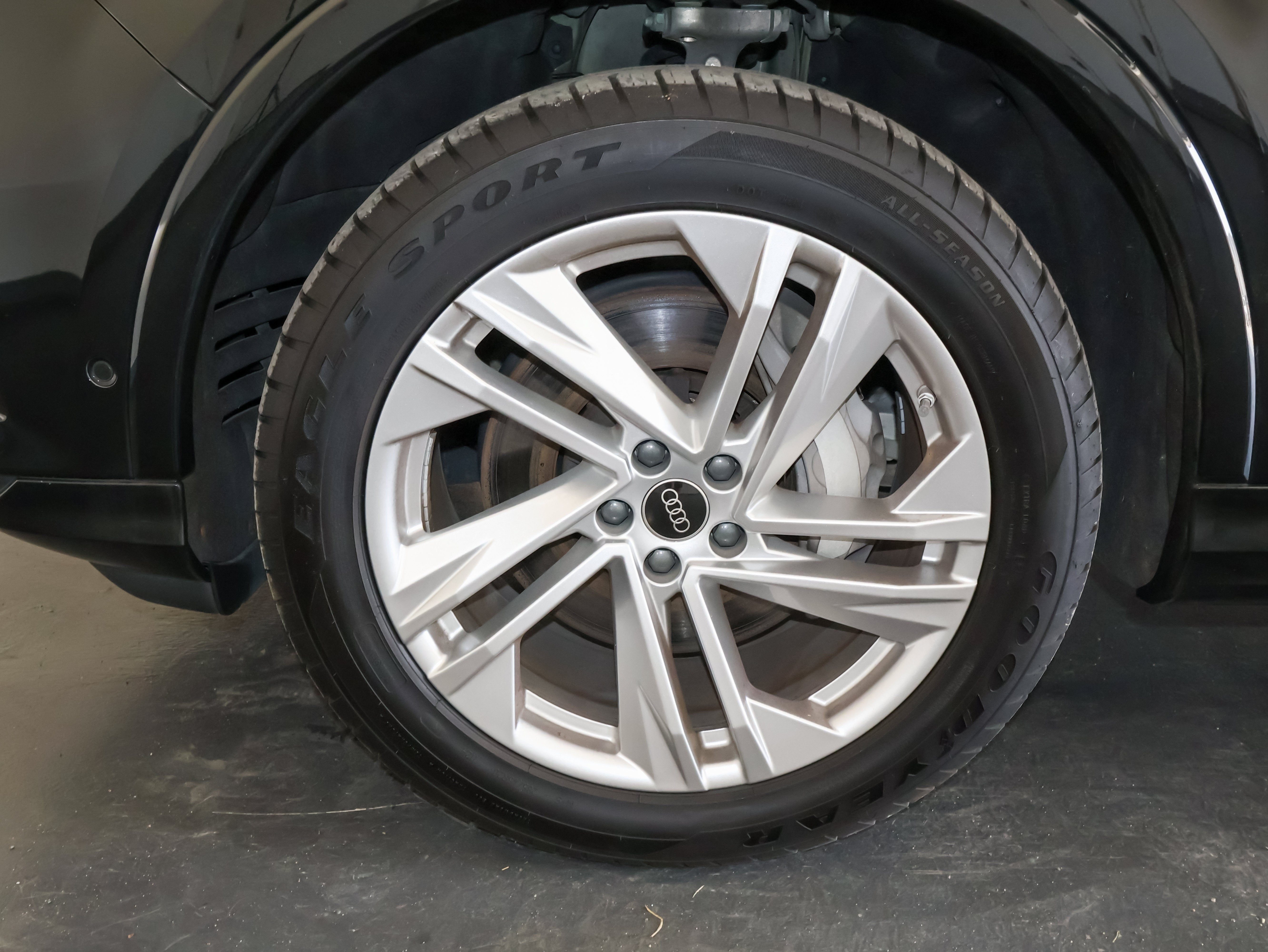 2023 Audi Q7 Premium Plus