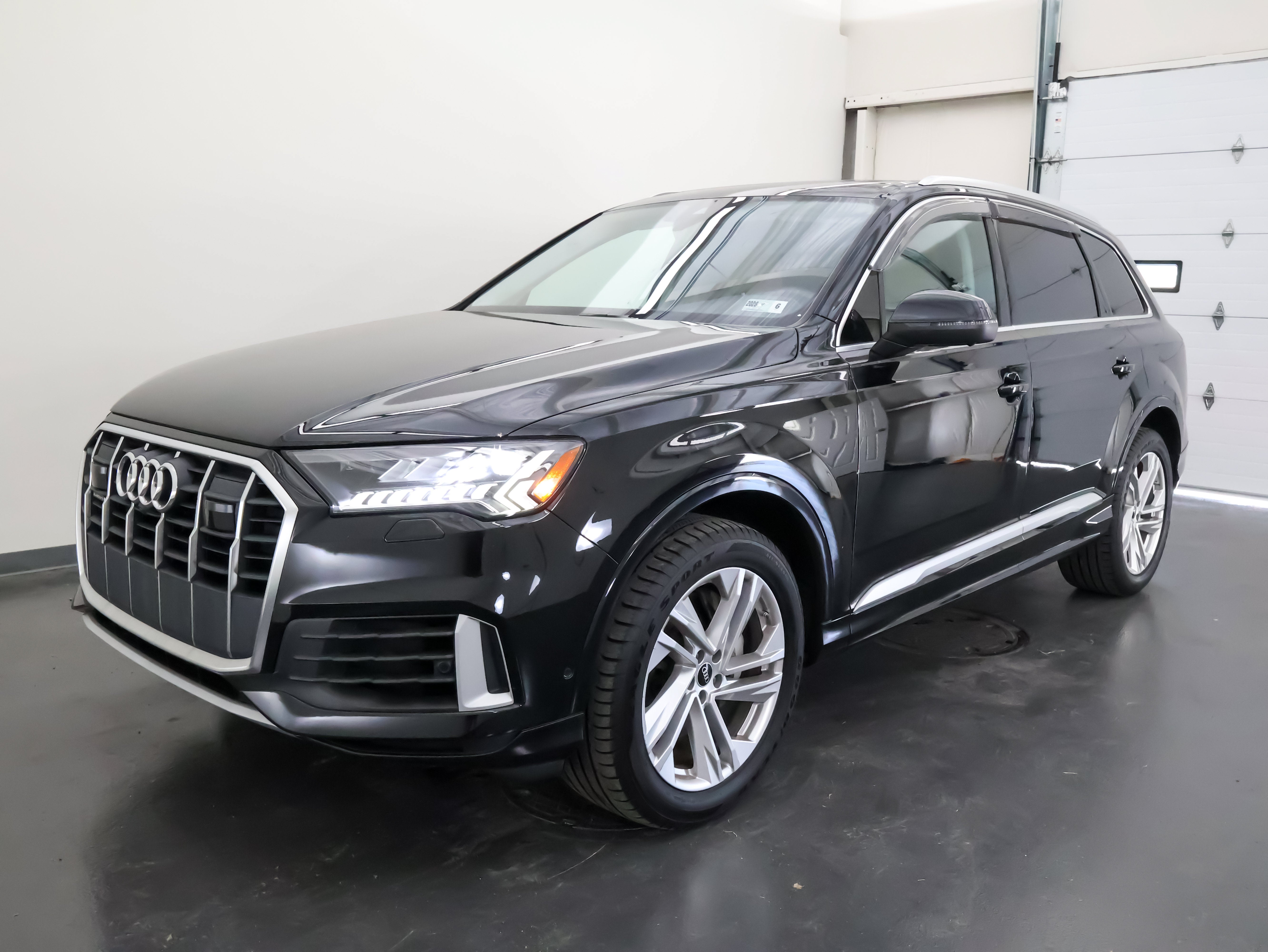2023 Audi Q7 Premium Plus