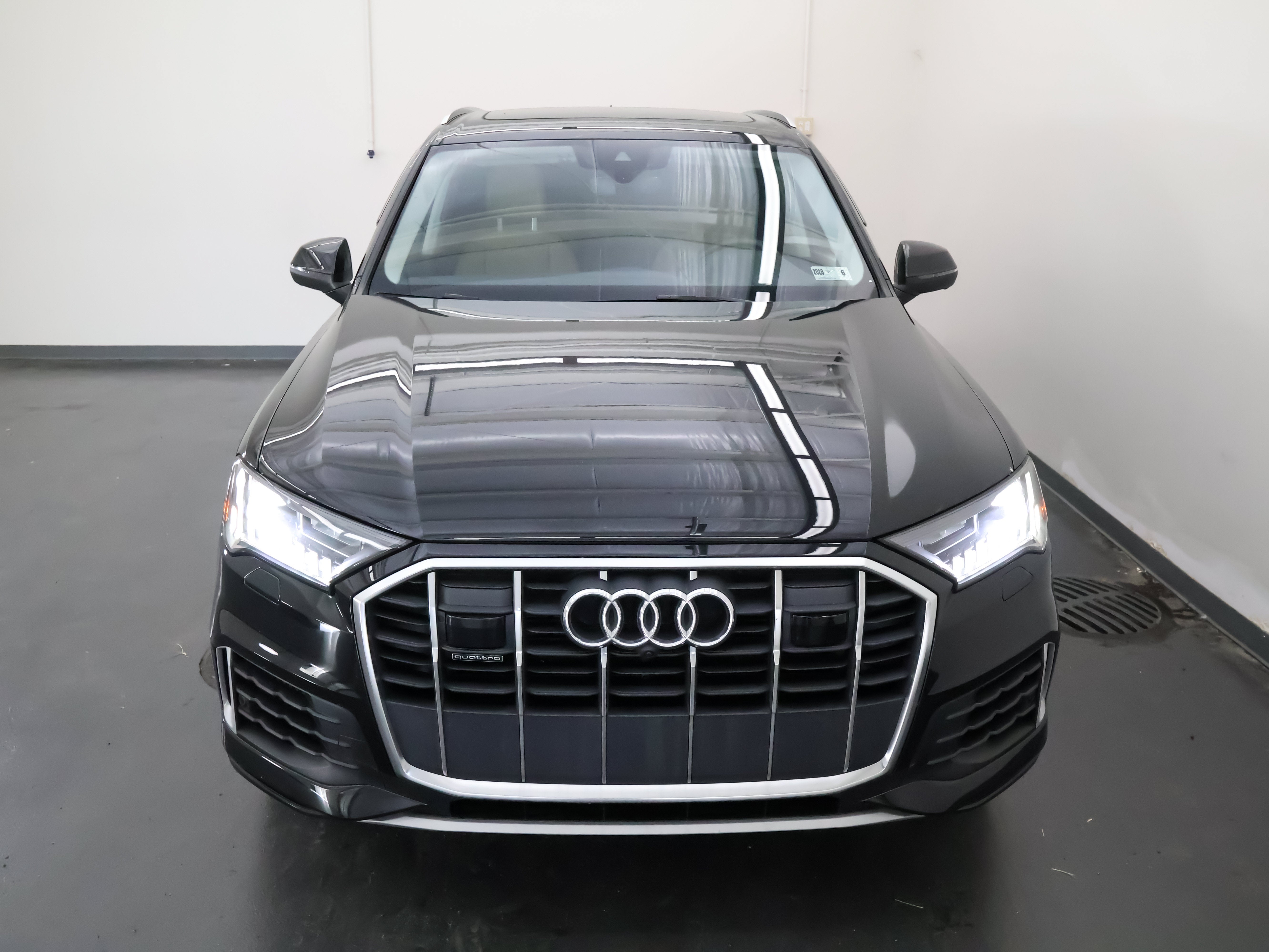 2023 Audi Q7 Premium Plus