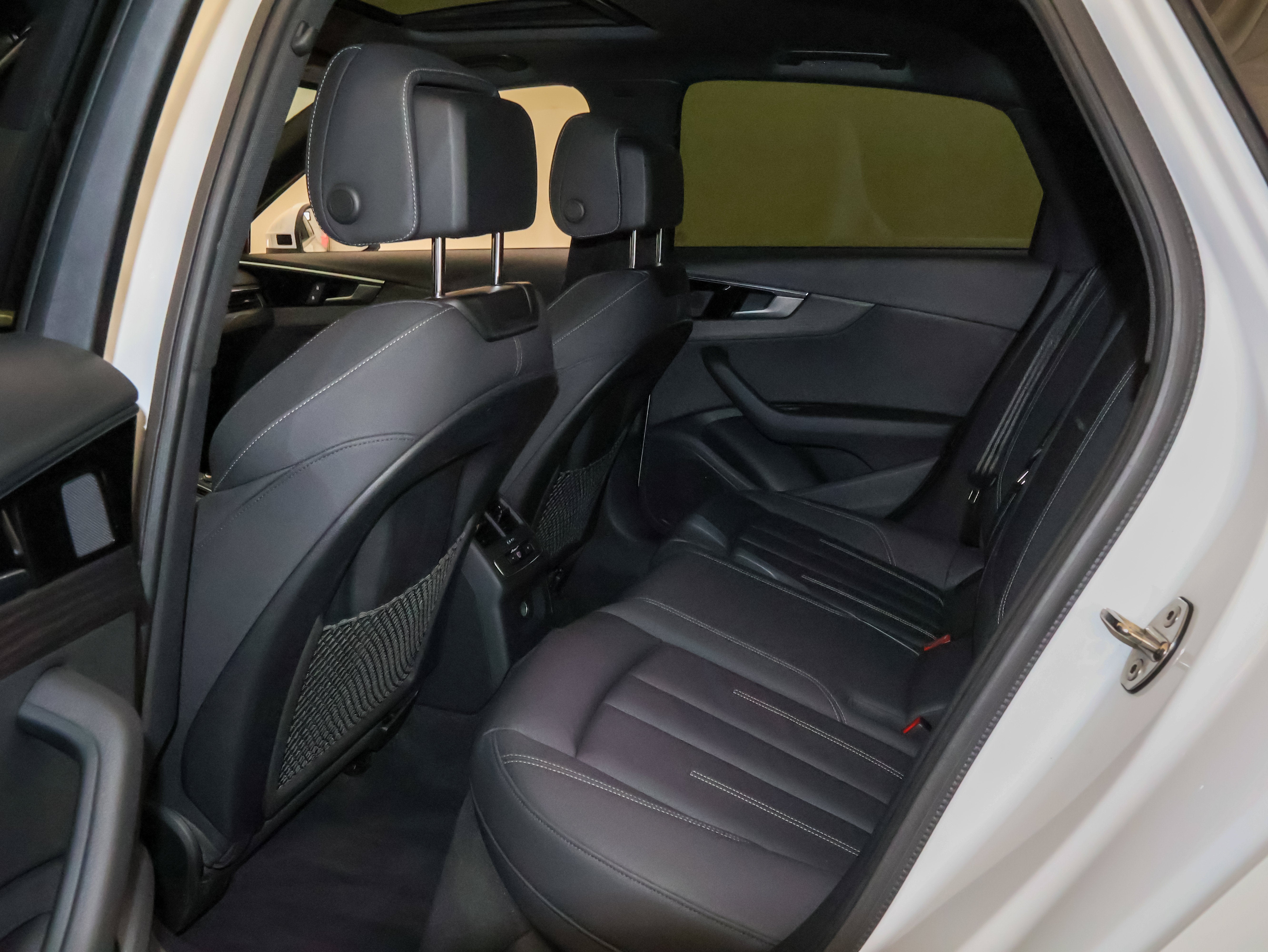 2021 Audi A4 Sedan S line Premium