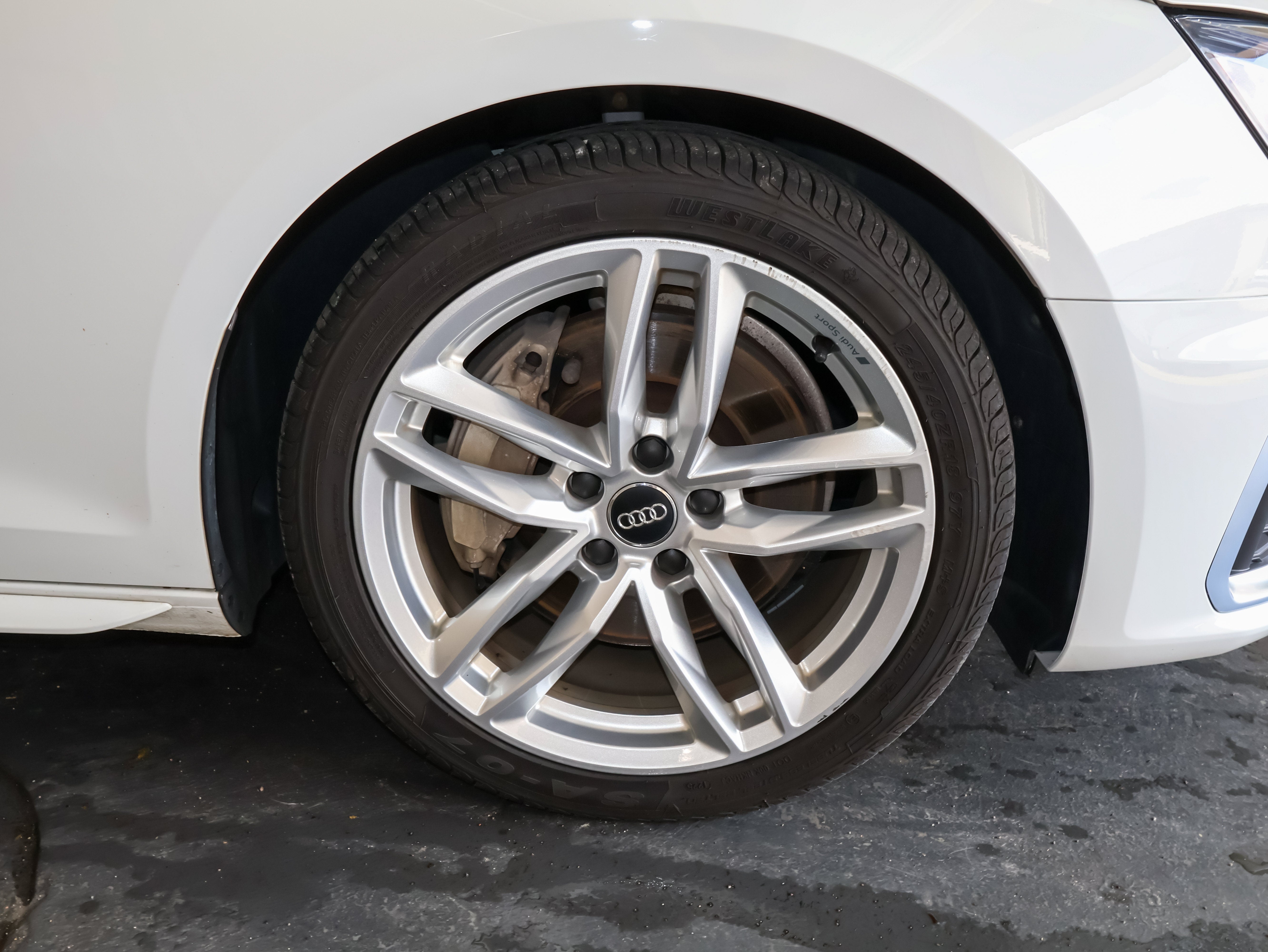 2021 Audi A4 Sedan S line Premium