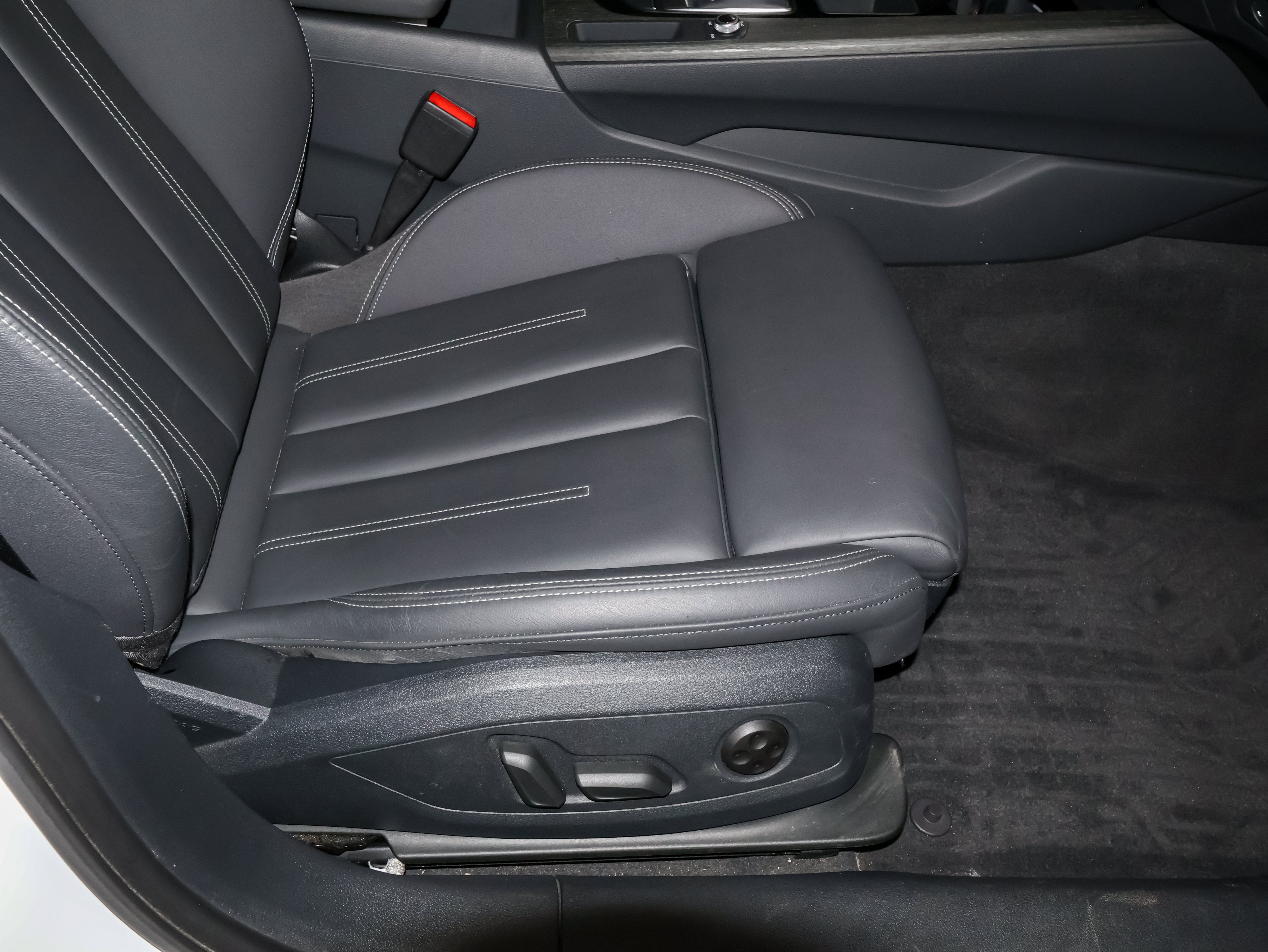 2021 Audi A4 Sedan S line Premium