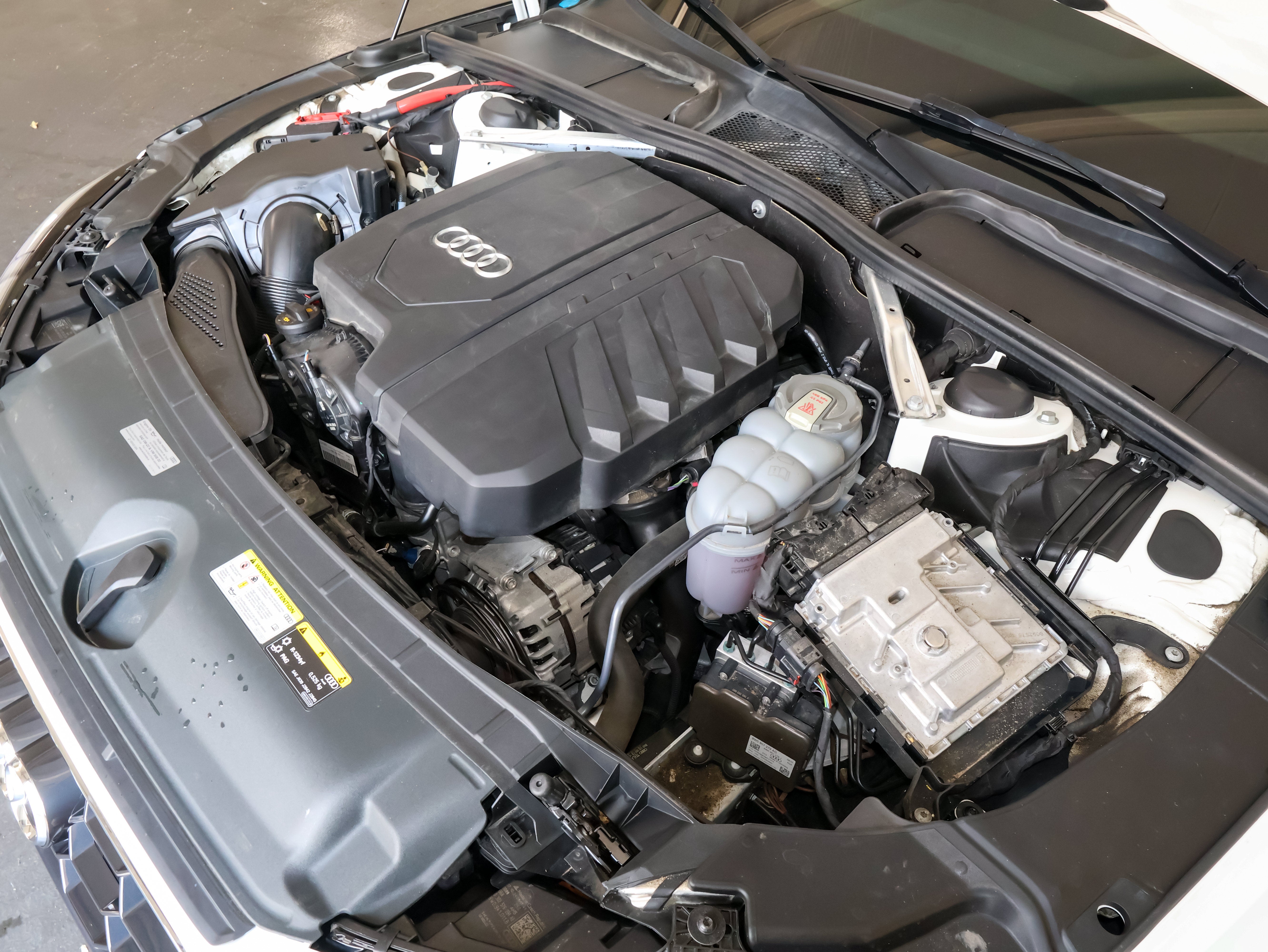 2021 Audi A4 Sedan S line Premium