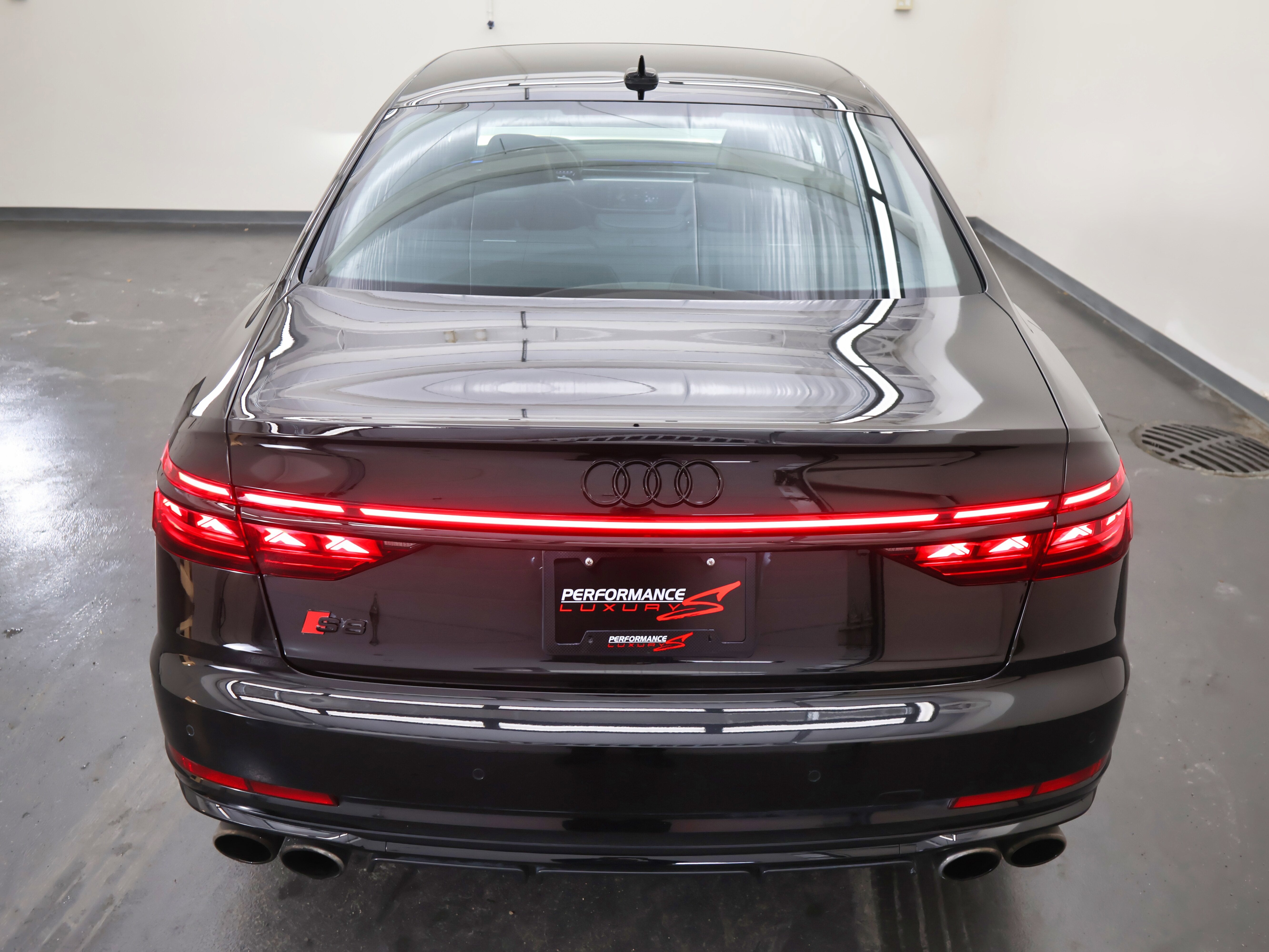2023 Audi S8 4.0T