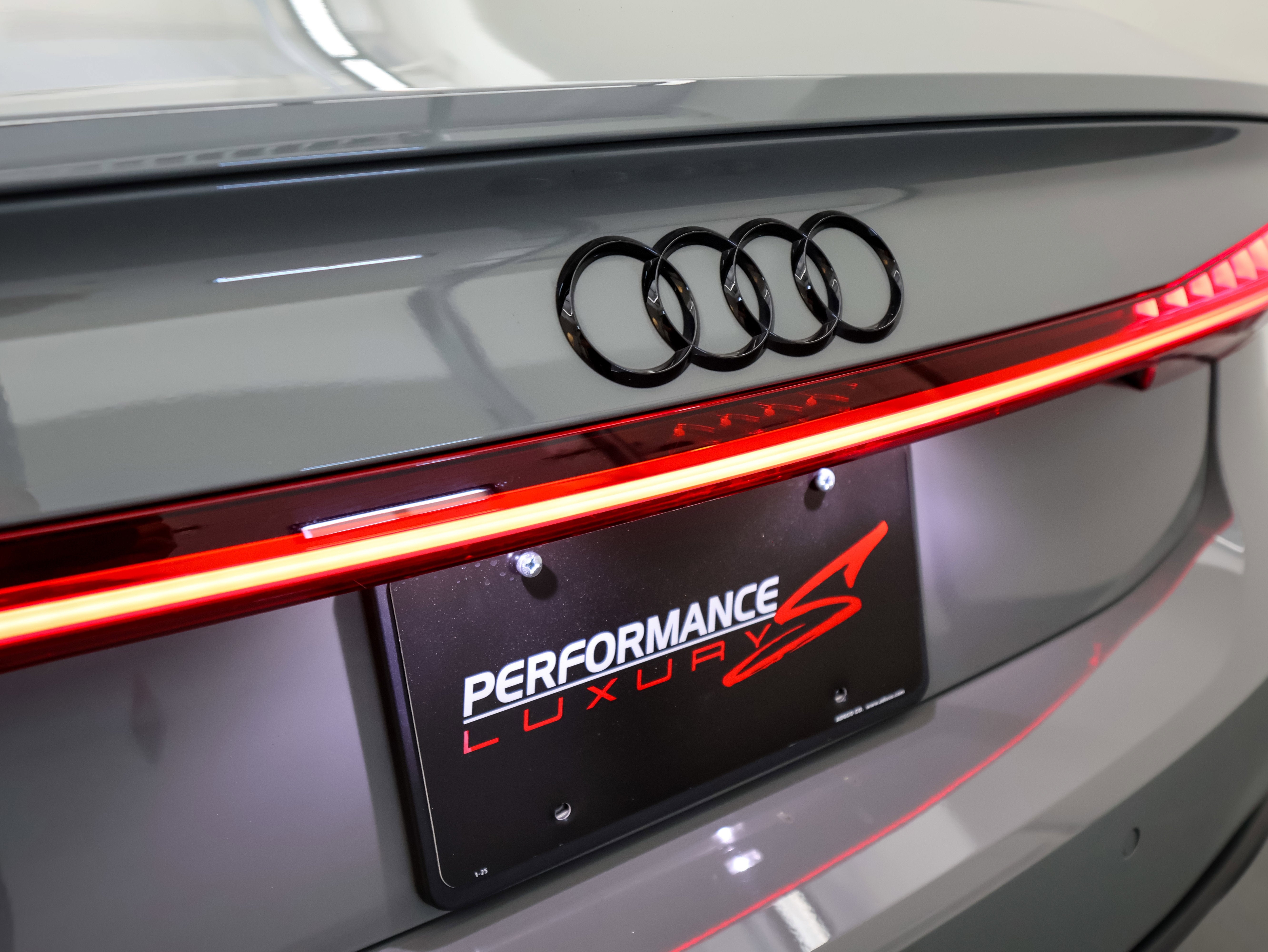 2023 Audi S7 Prestige
