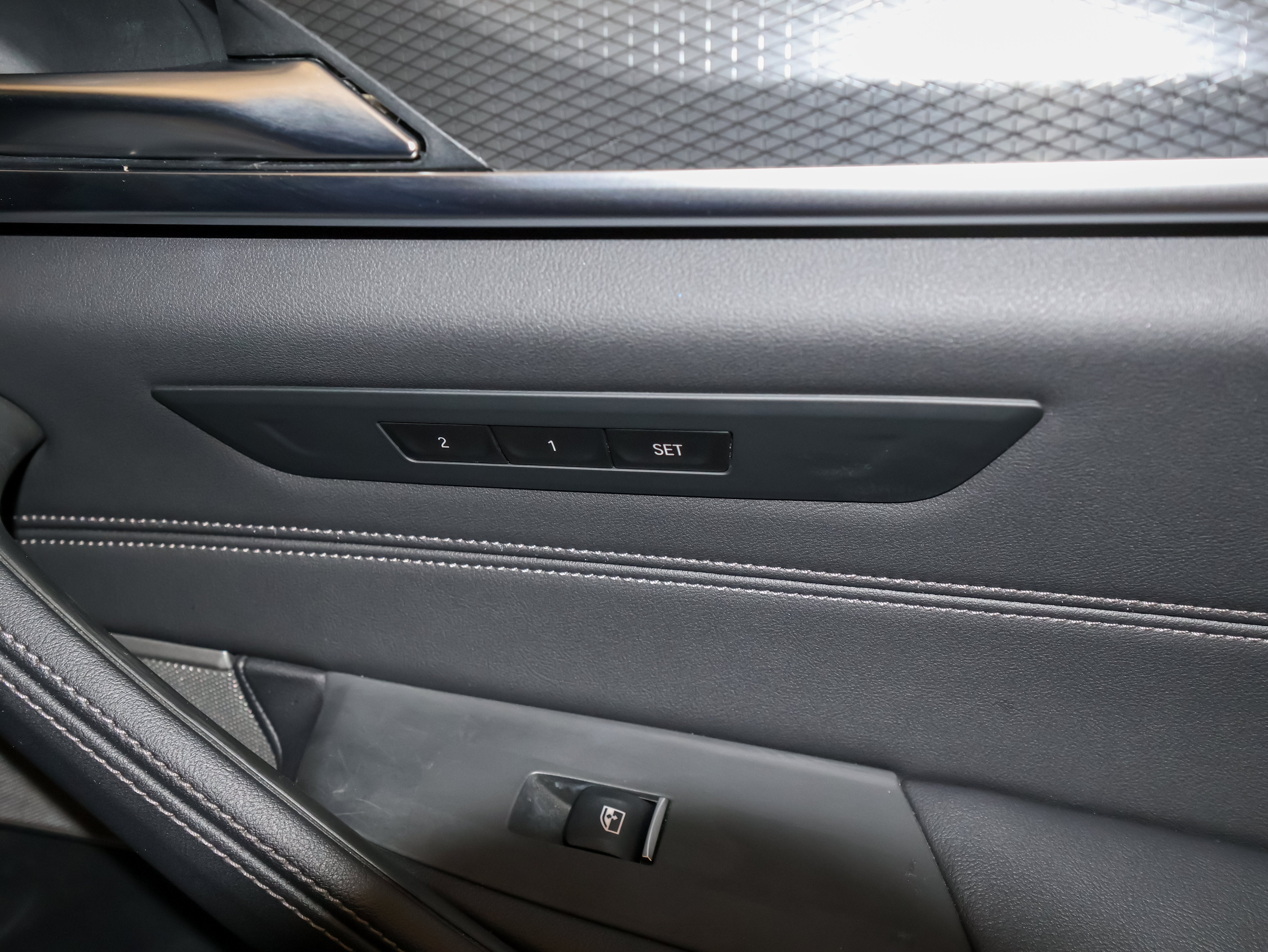 2021 BMW 5 Series M550i xDrive