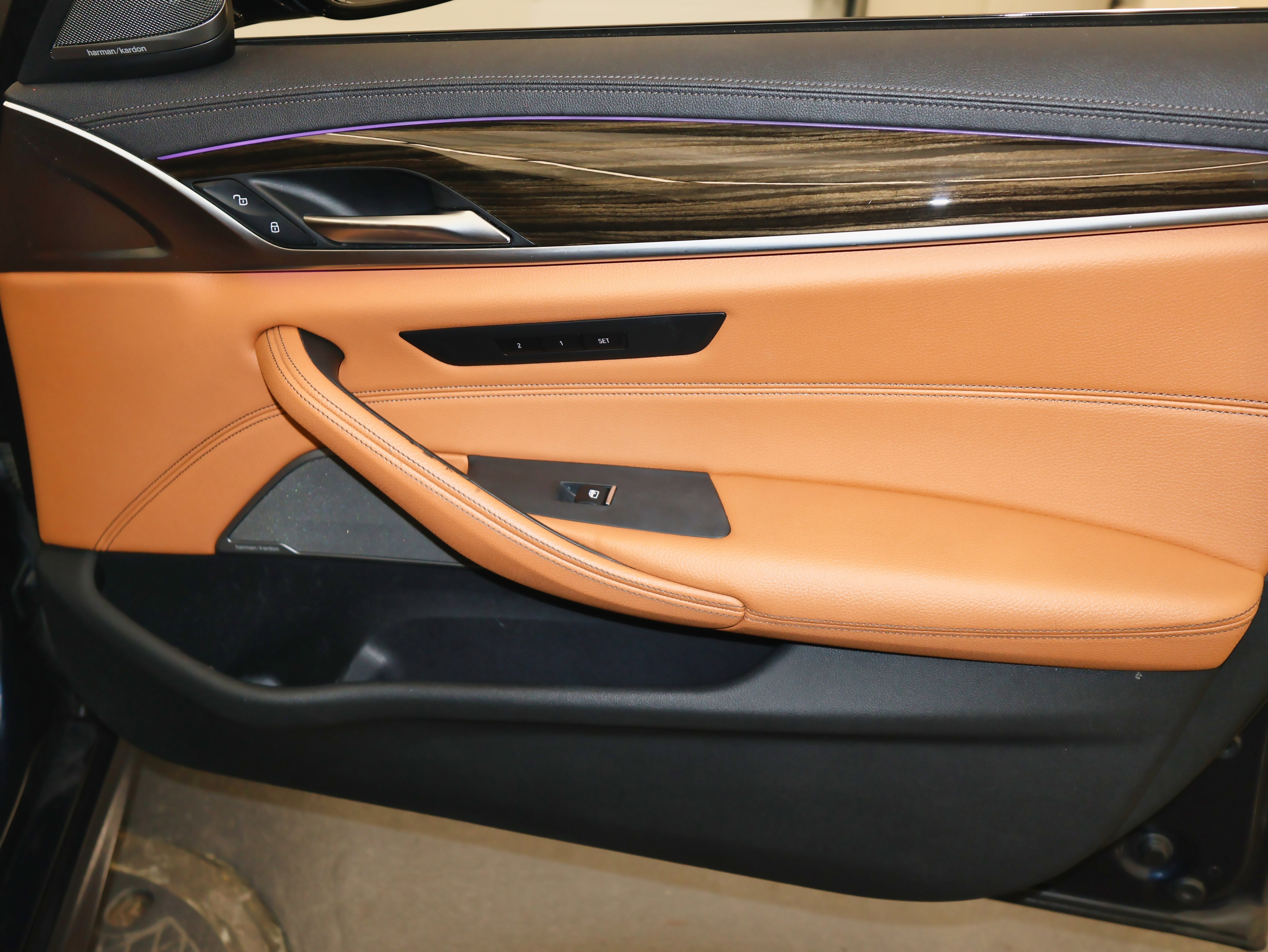 2021 BMW 5 Series M550i xDrive