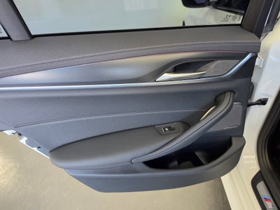2022 BMW 5 Series M550i xDrive