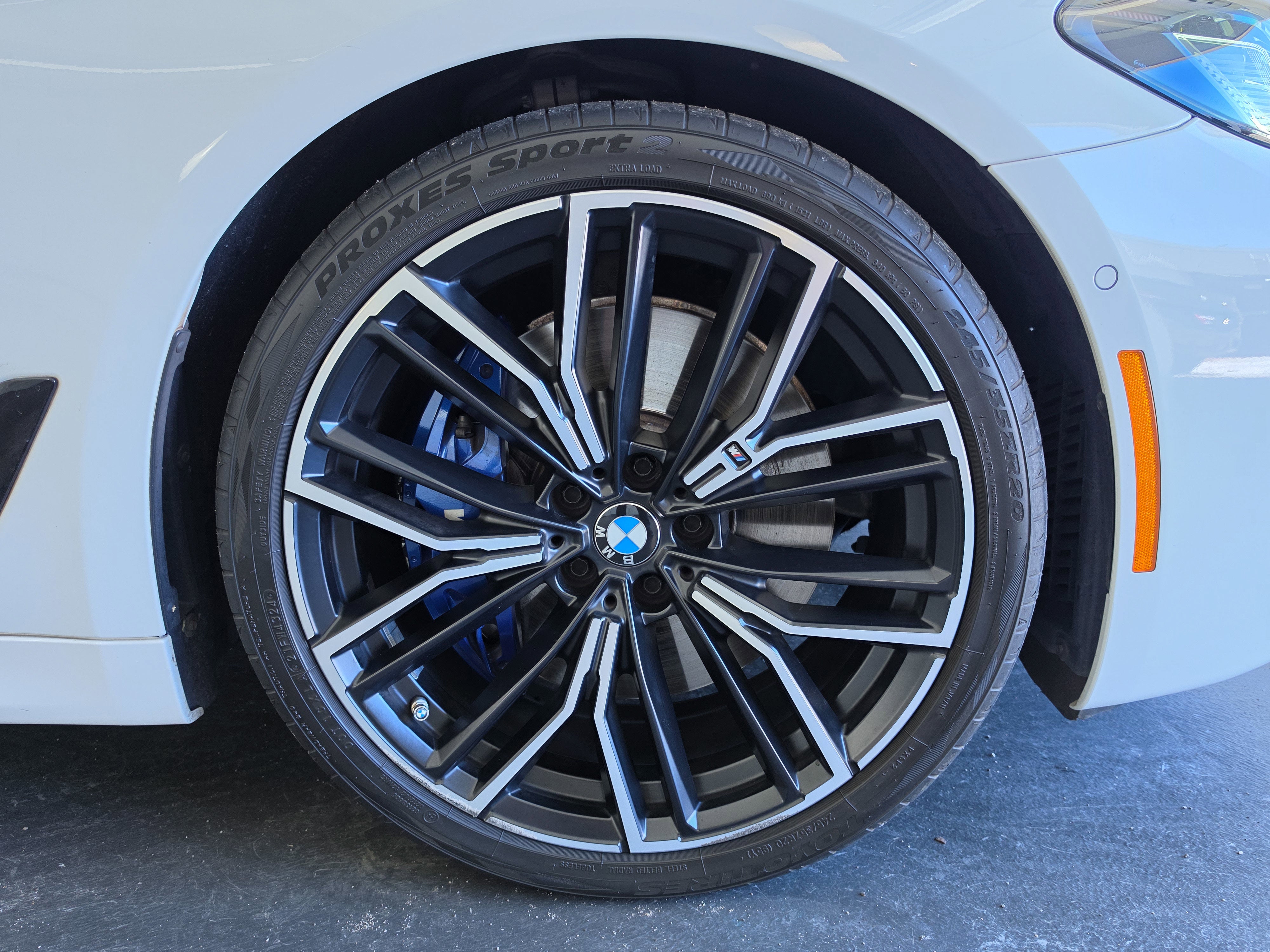 2022 BMW 5 Series M550i xDrive