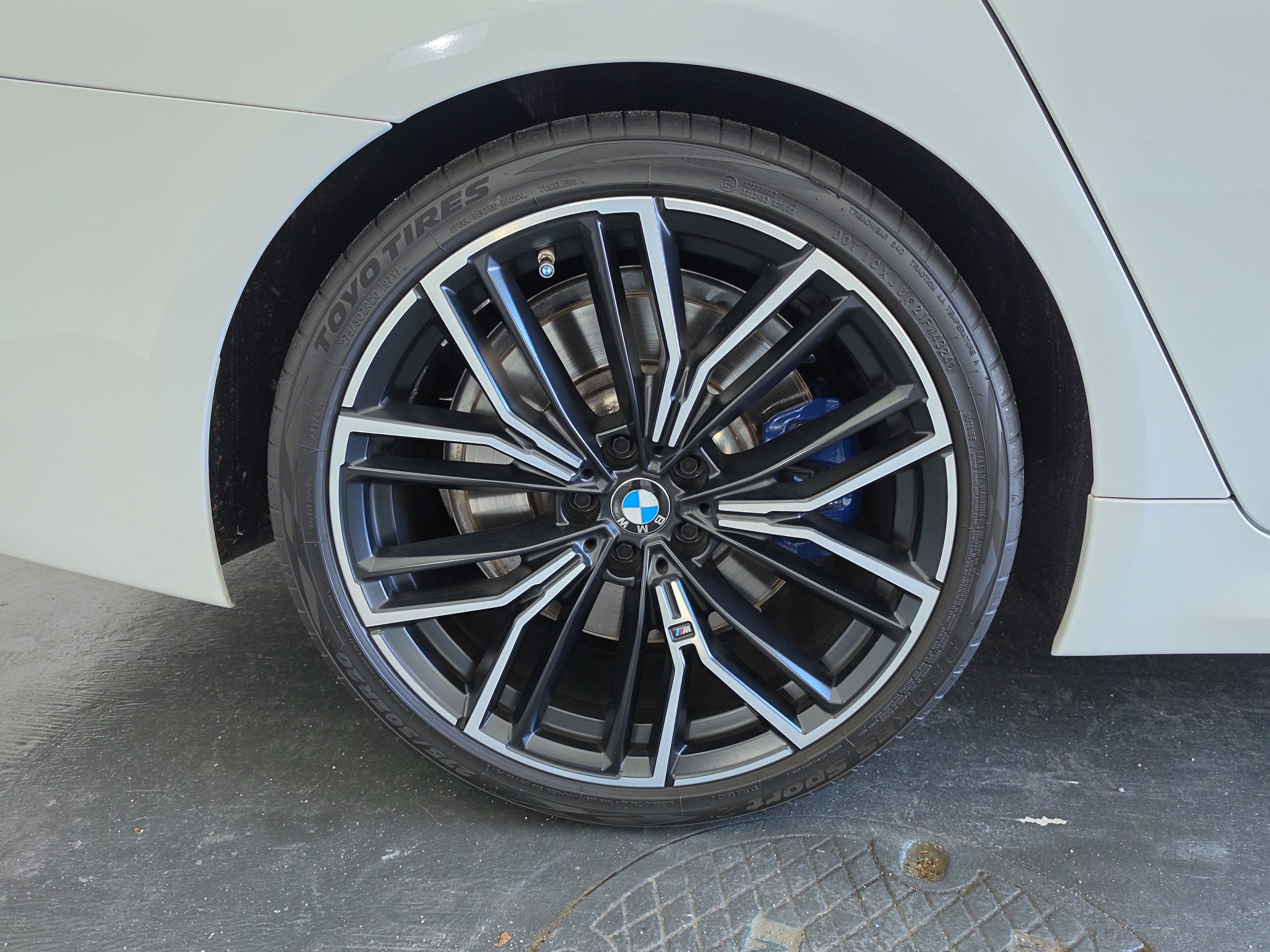 2022 BMW 5 Series M550i xDrive