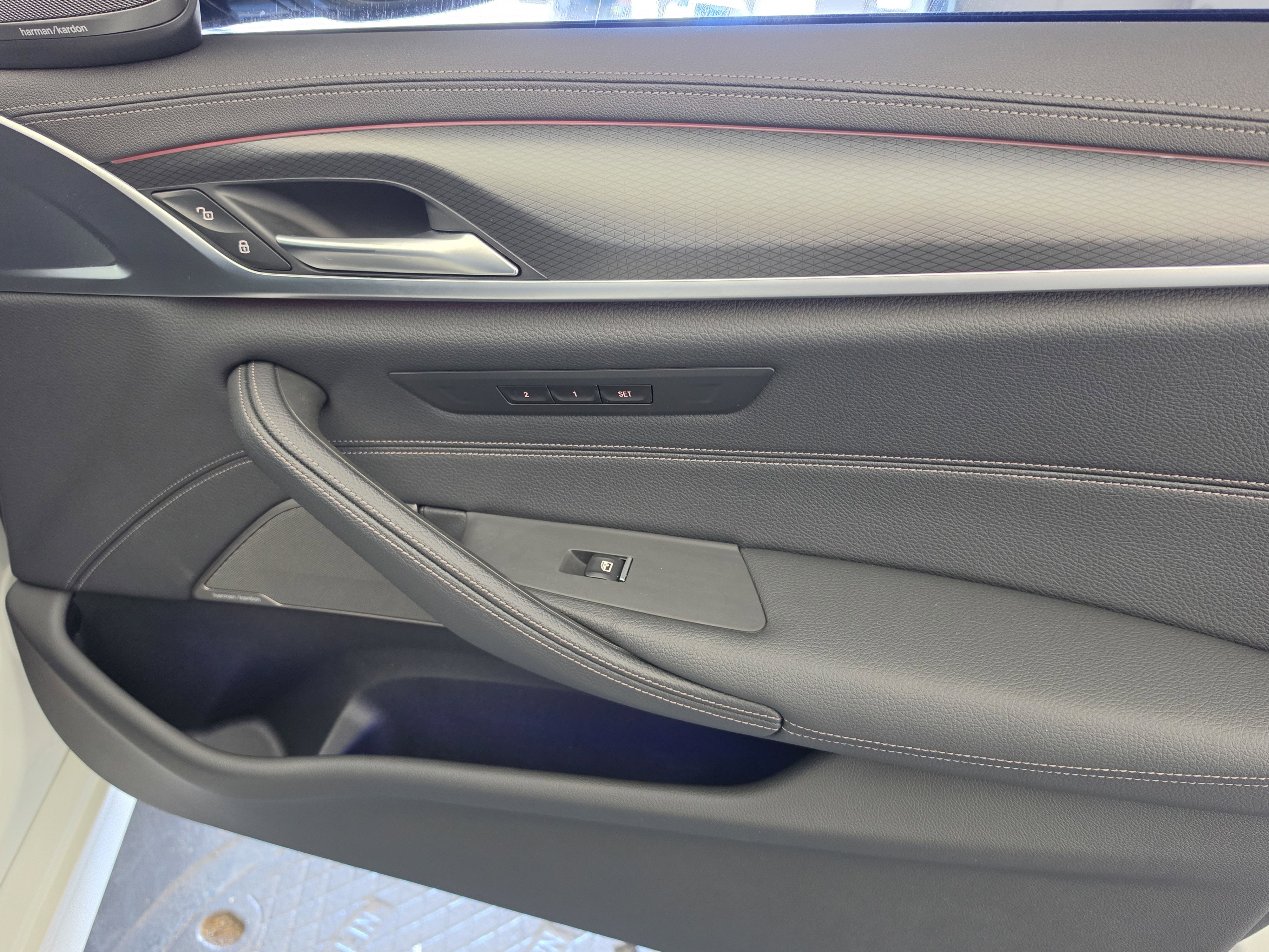 2022 BMW 5 Series M550i xDrive