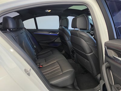 2022 BMW 5 Series M550i xDrive