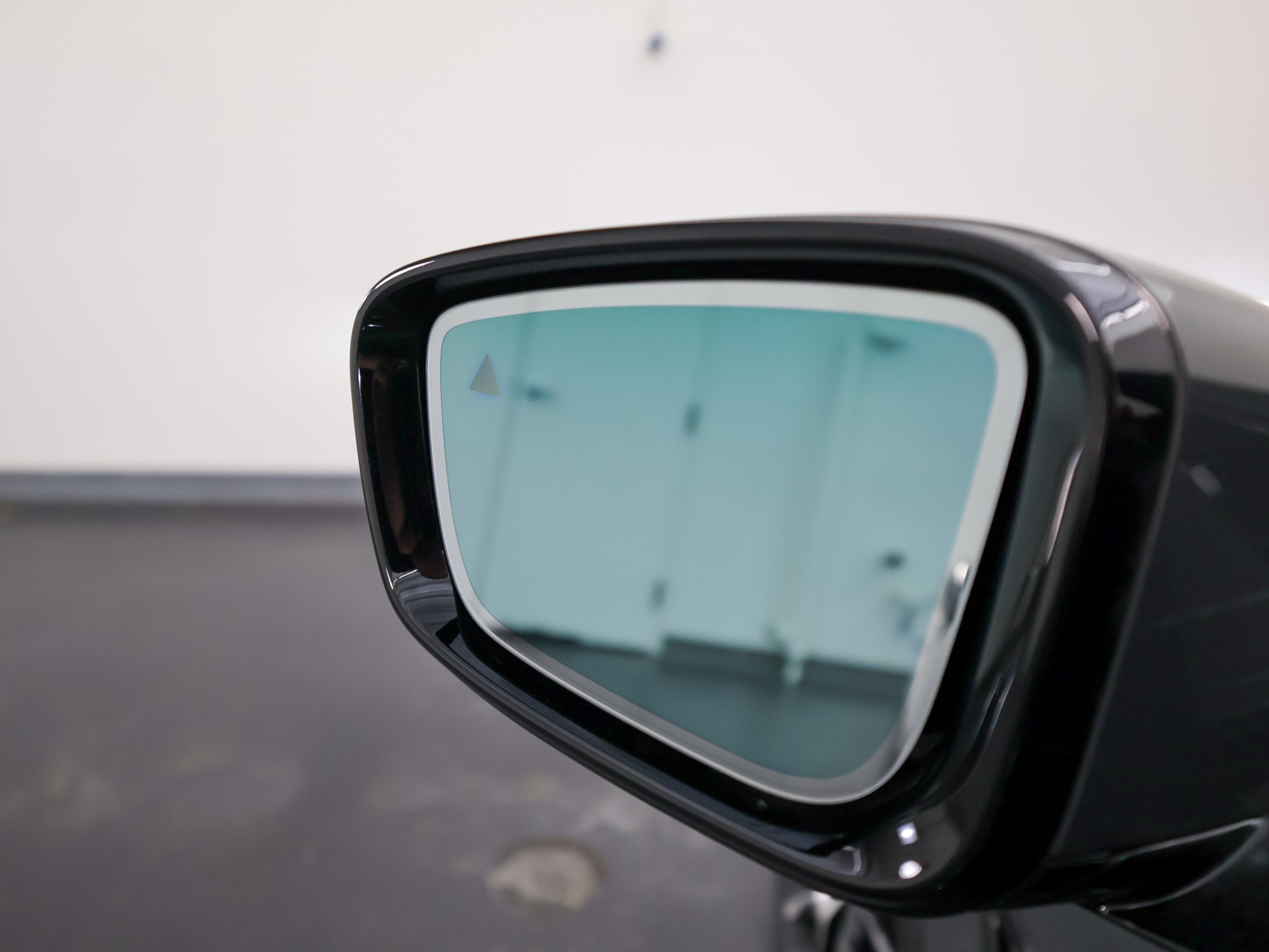 2021 BMW 8 Series M850i xDrive