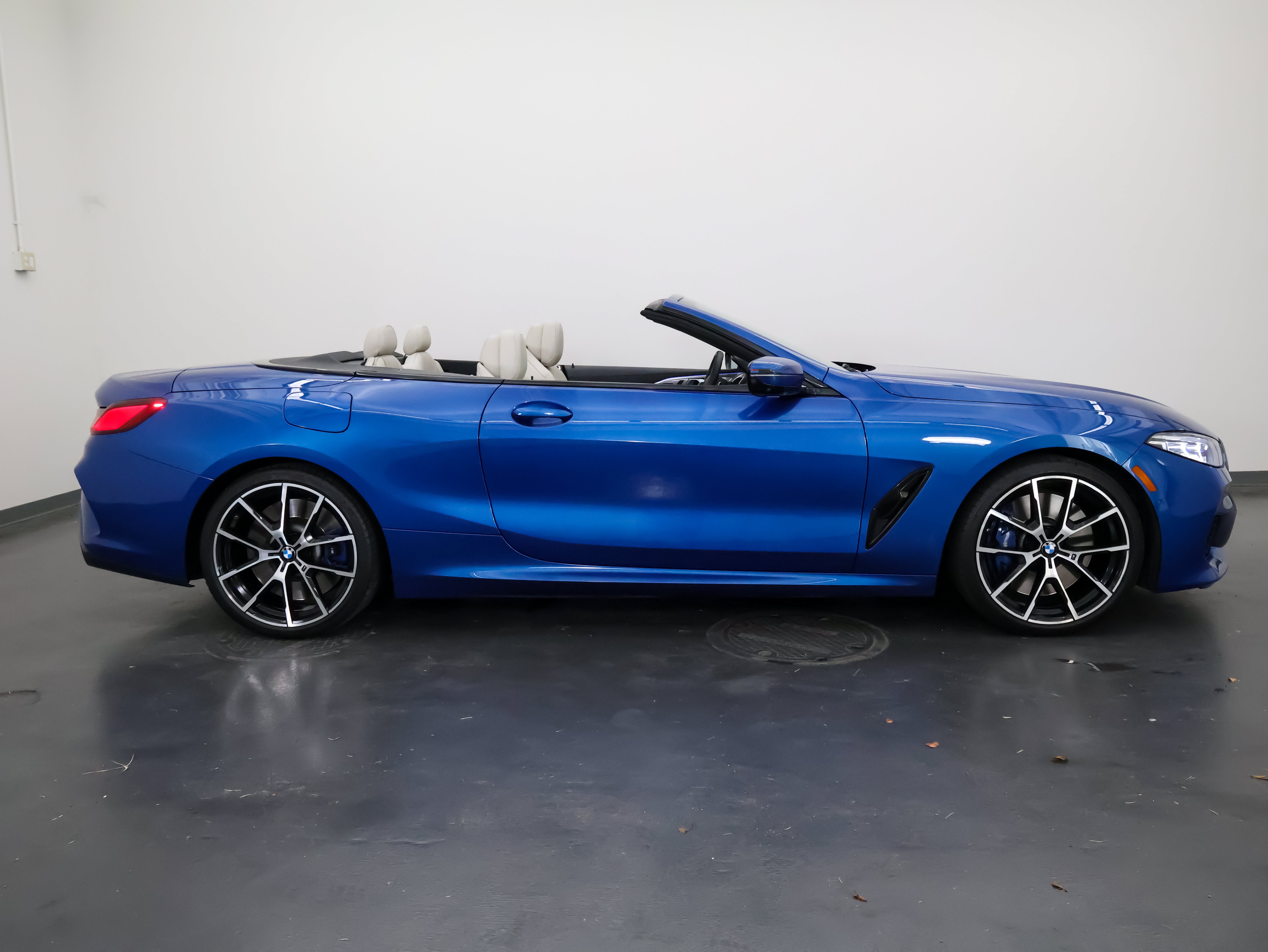 2019 BMW 8 Series M850i xDrive