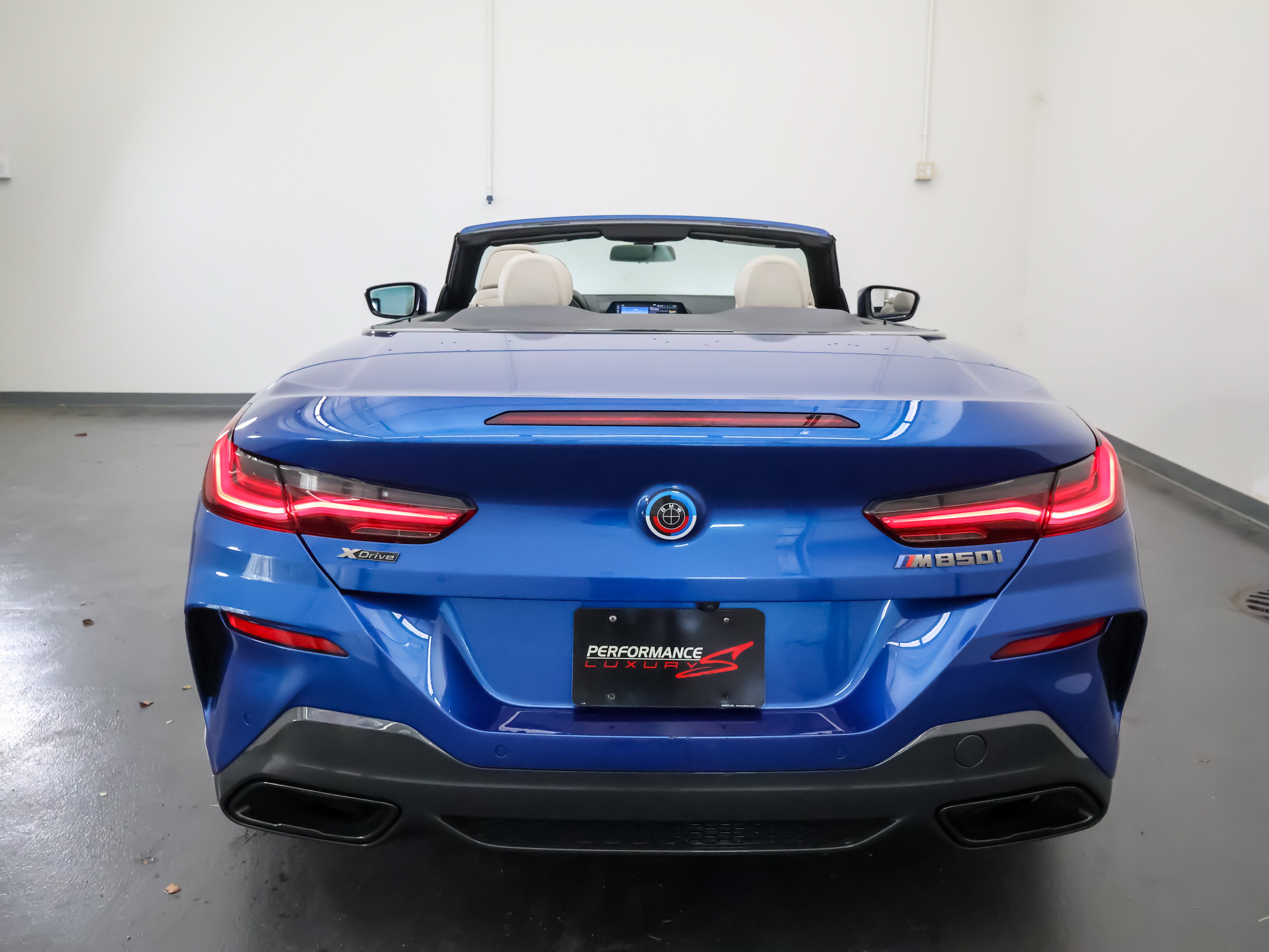 2019 BMW 8 Series M850i xDrive