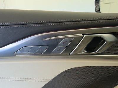 2024 BMW 8 Series M850i