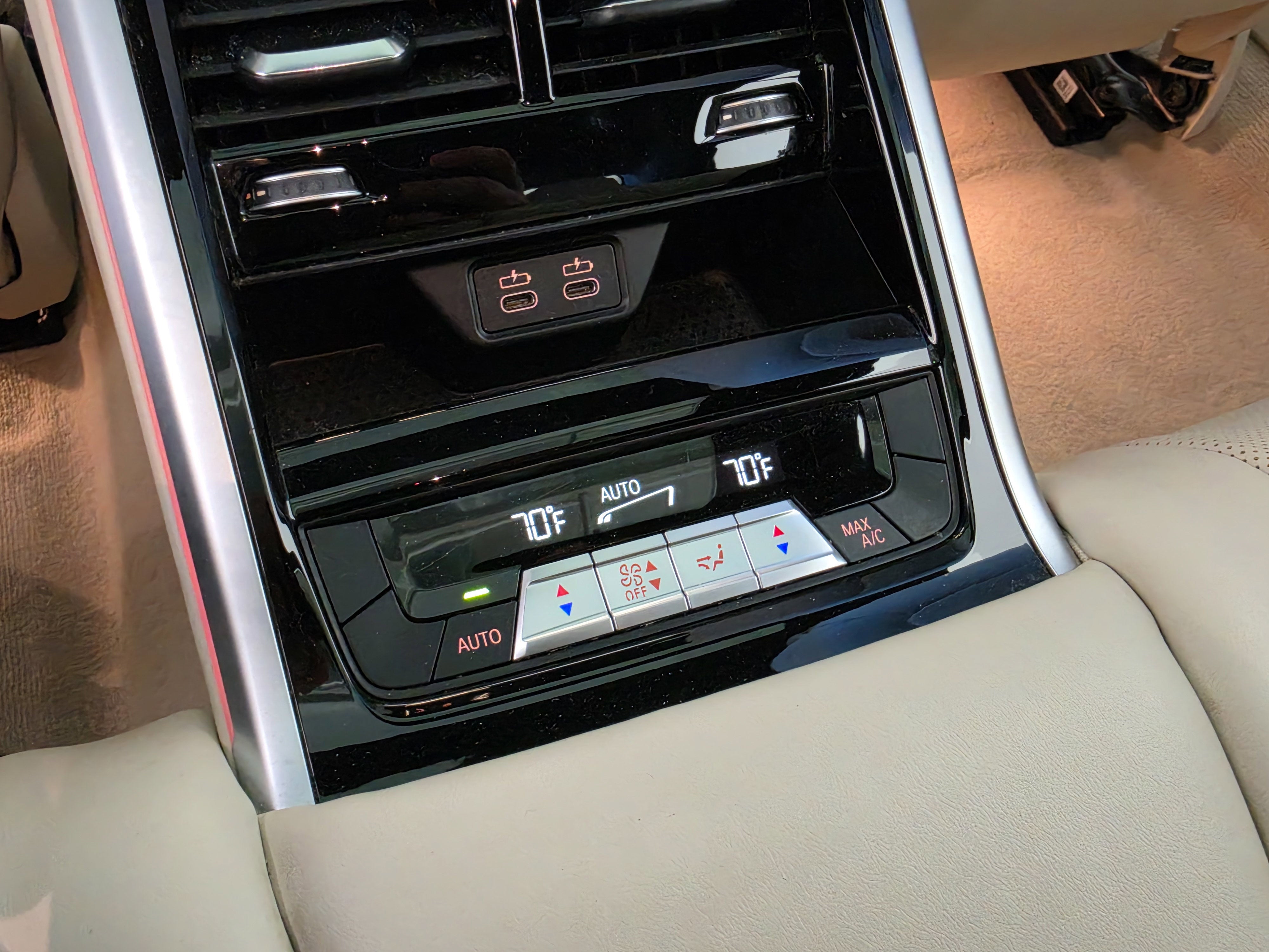 2024 BMW 8 Series M850i