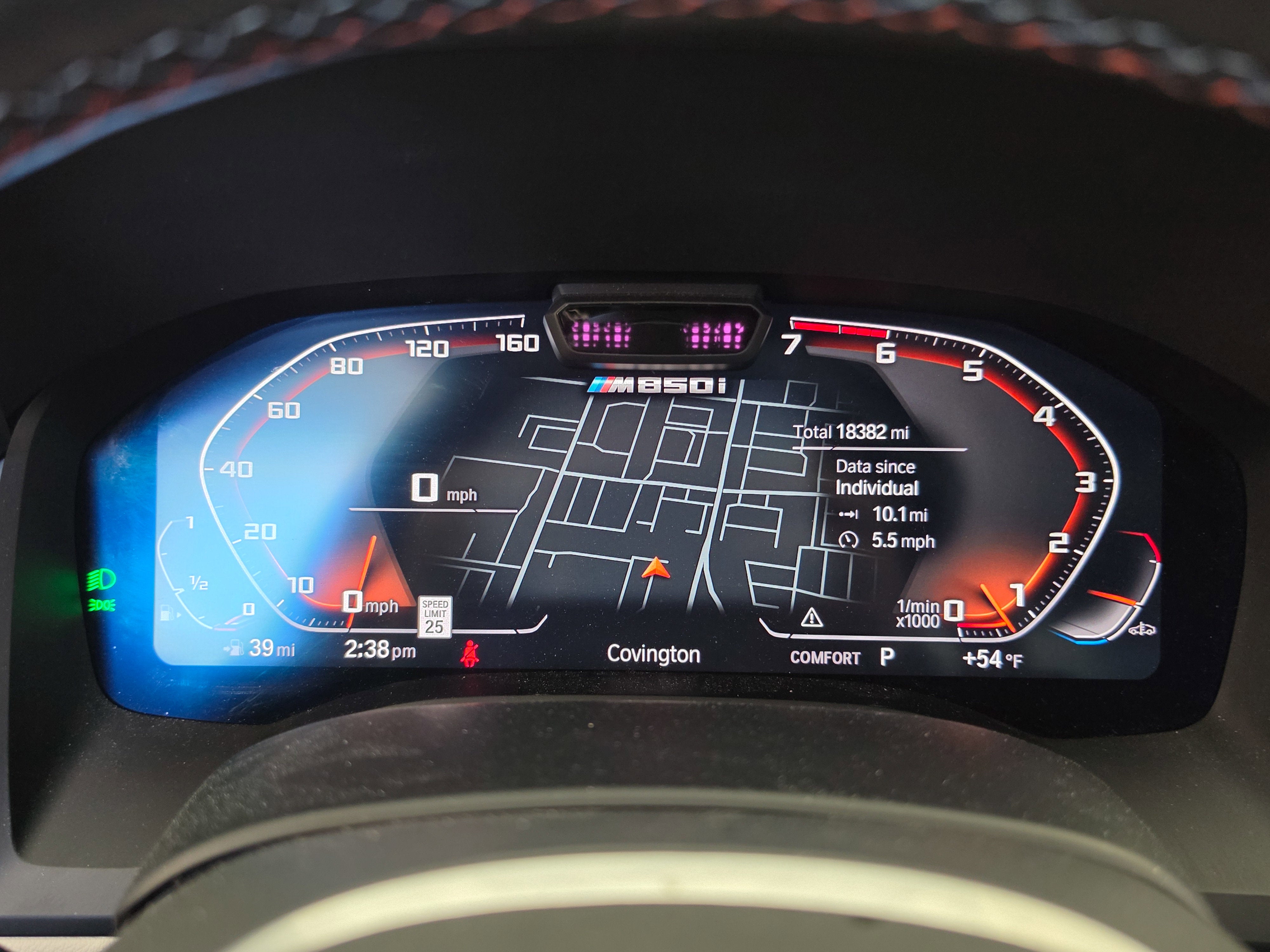 2024 BMW 8 Series M850i