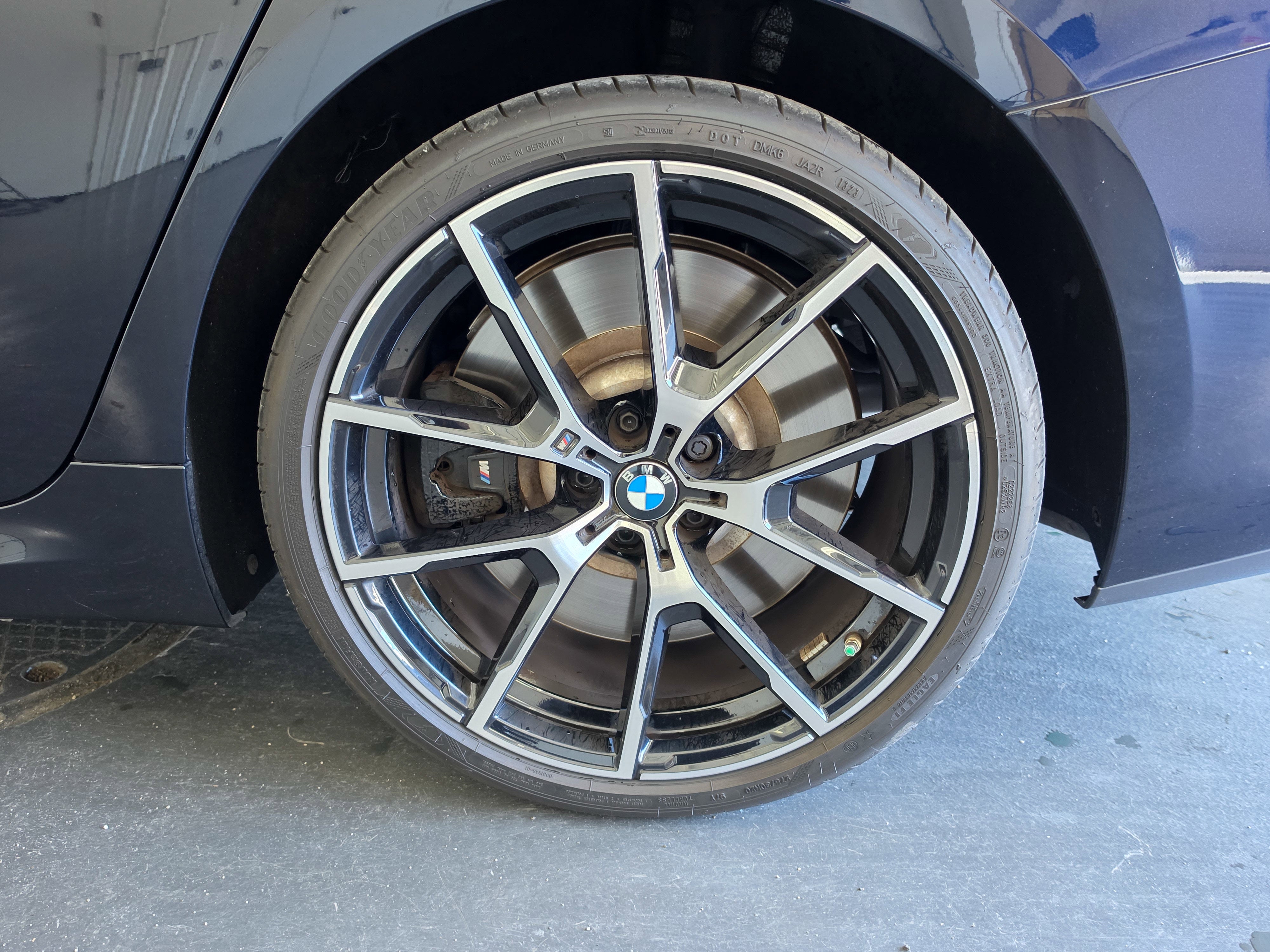 2024 BMW 8 Series M850i