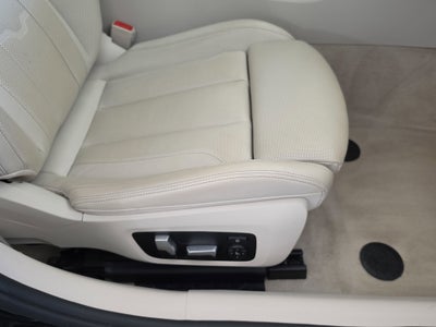 2024 BMW 8 Series M850i