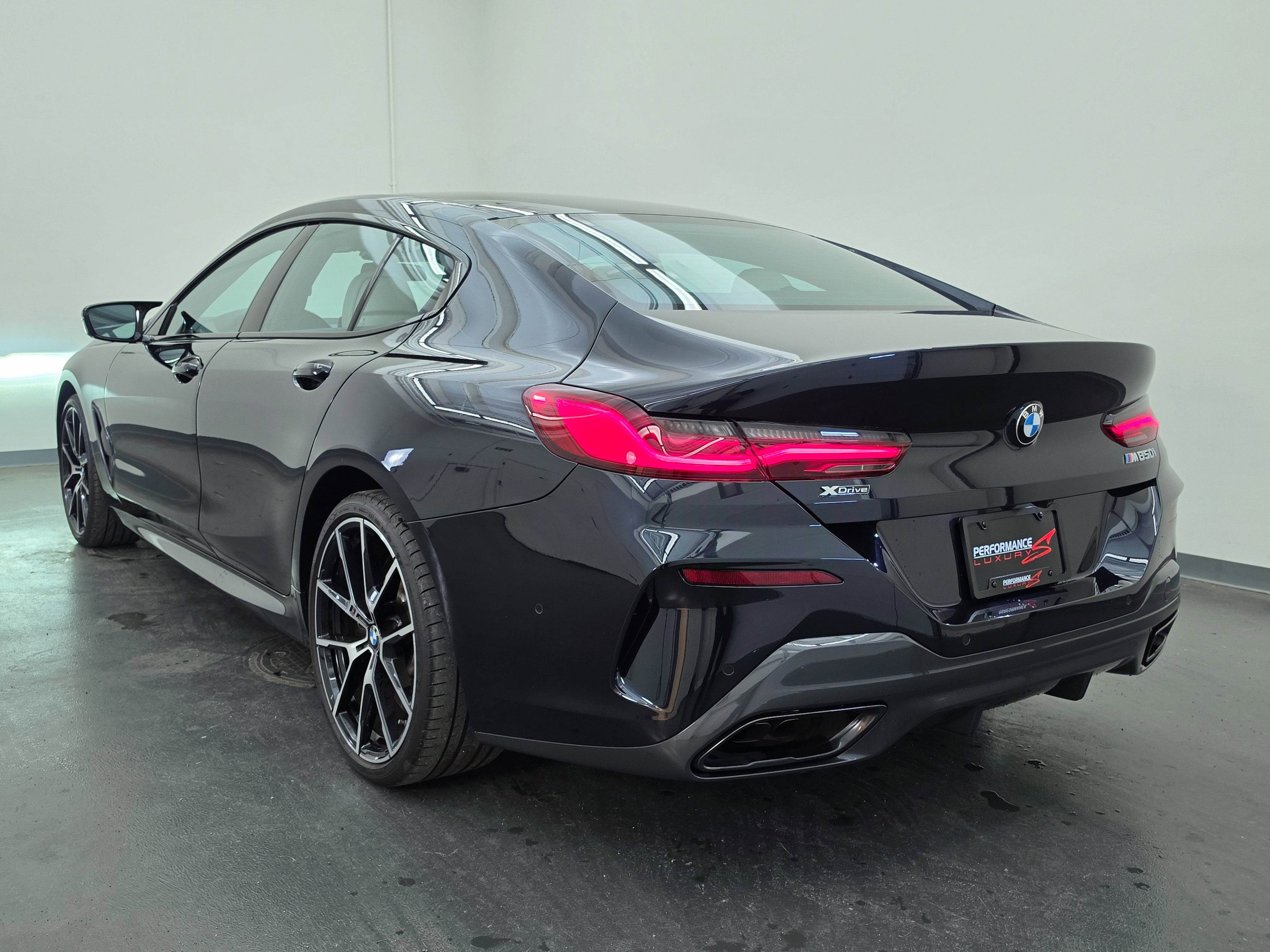 2024 BMW 8 Series M850i